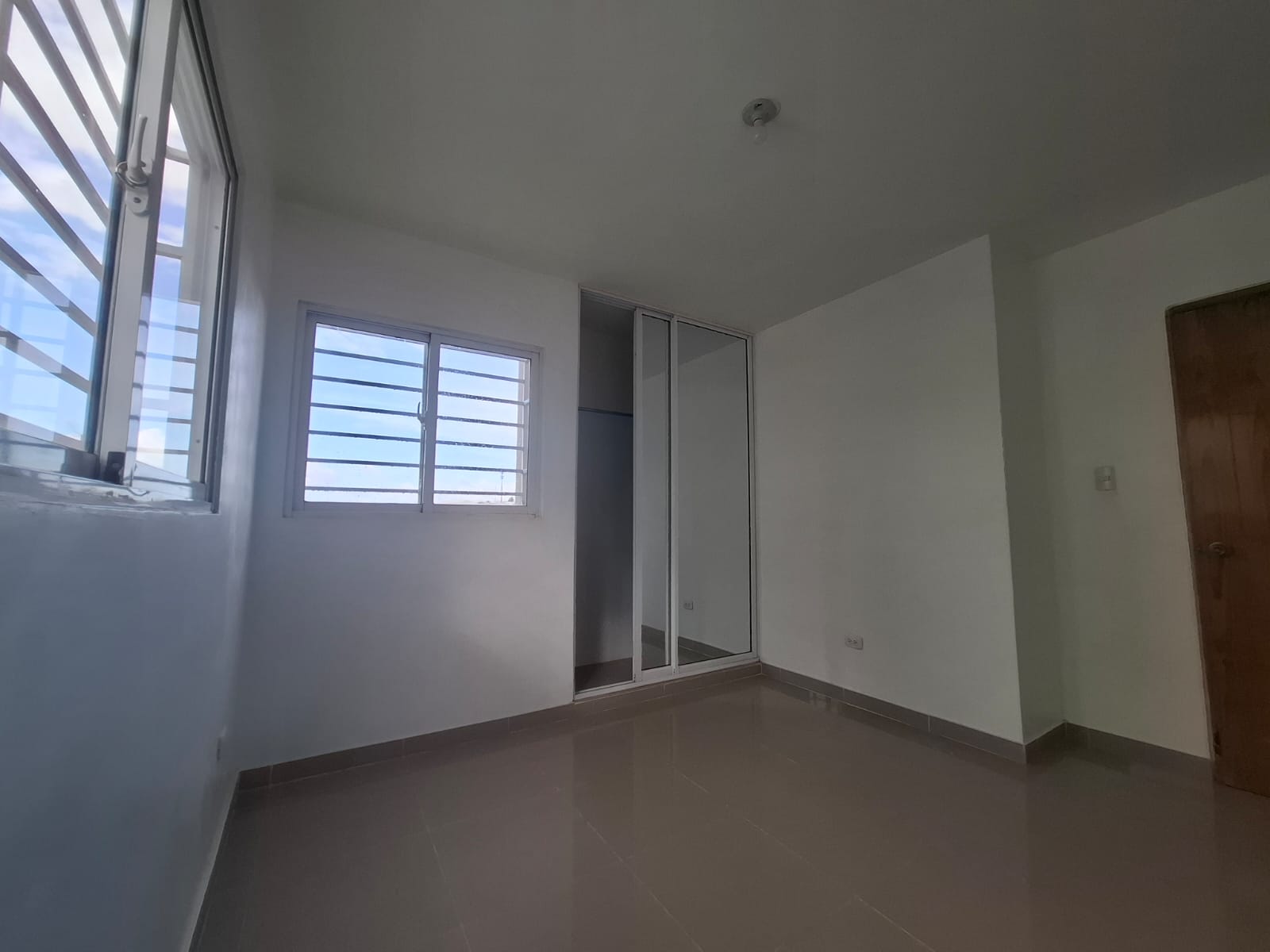VENDO APTO EN RESIDENCIAL LP9 ALAMEDA    Foto 7296108-5.jpg