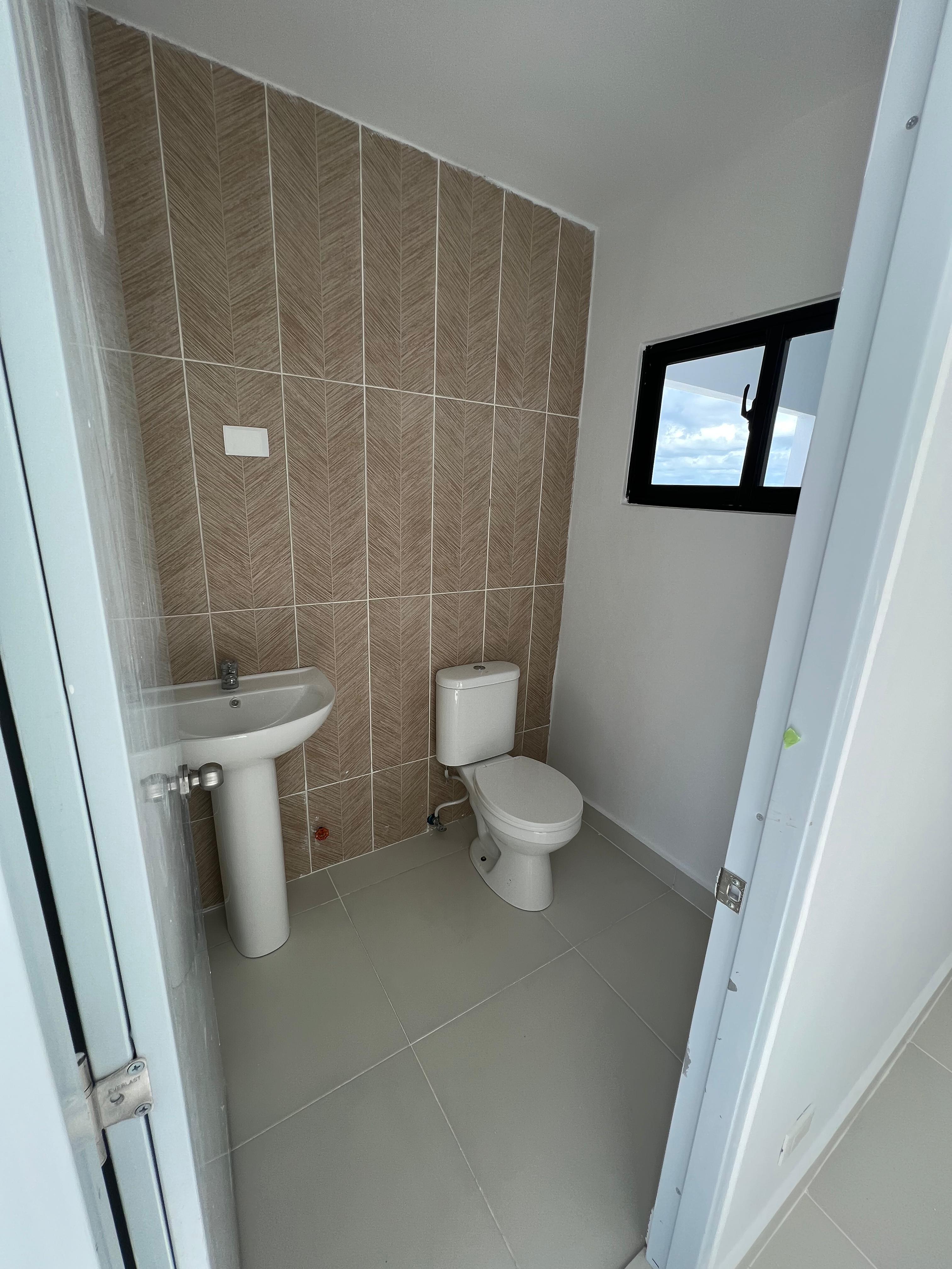 VENDO 3 APTOS NUEVOS A ESTRENAR EN BÁVARO PUNTA CANA Foto 7296180-14.jpg