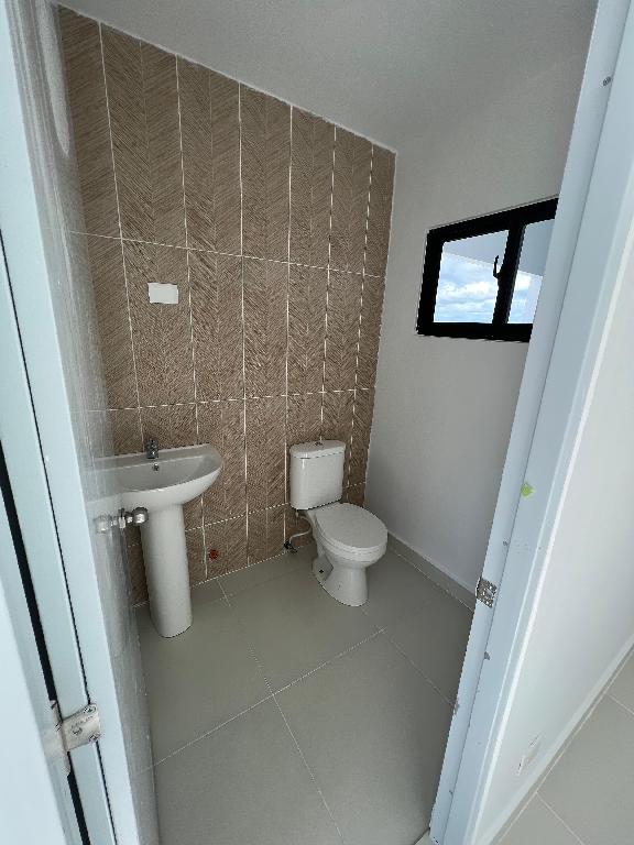 VENDO 3 APTOS NUEVOS A ESTRENAR EN BÁVARO PUNTA CANA Foto 7296180-2.jpg