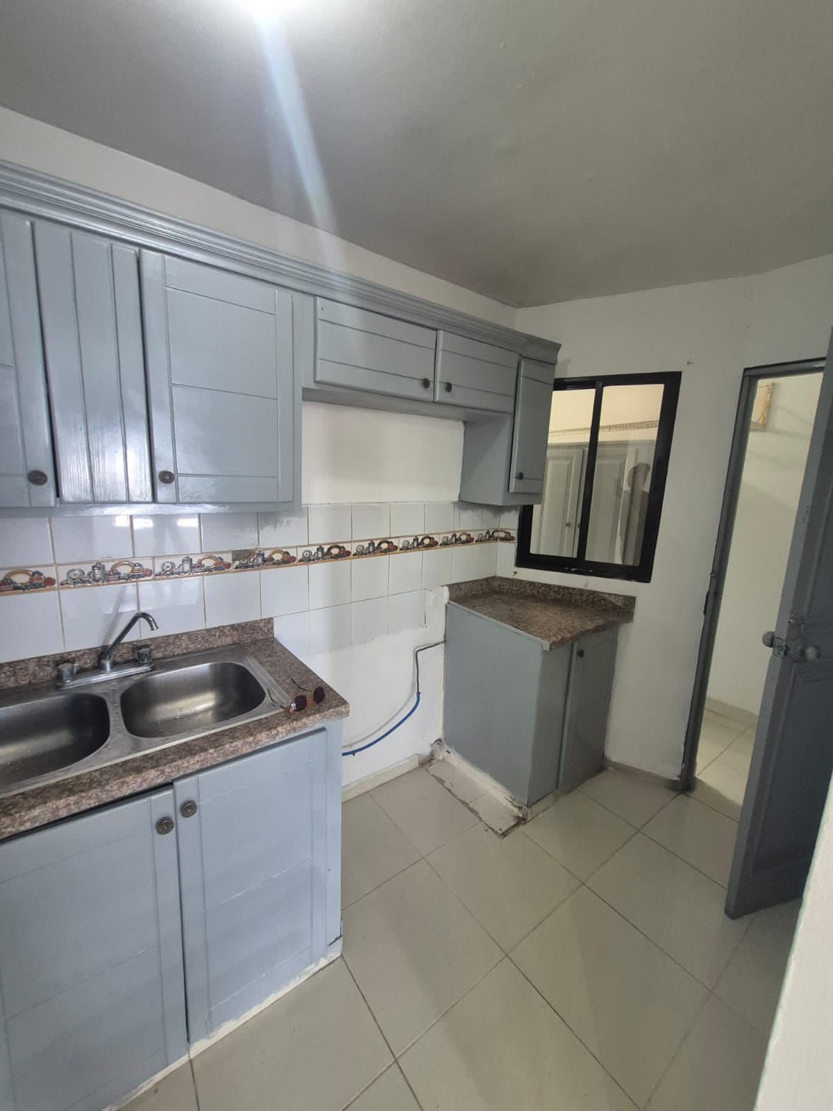 Se vende apartamento en la avenida independencia km 7  3er. Nivel 2 ha Foto 7296579-3.jpg