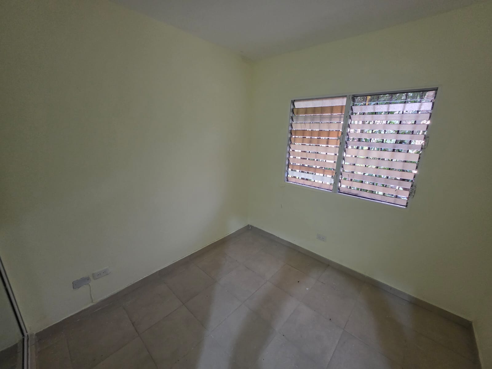 Vendo apto 1ra nivel en la Jacobo Majluta próximo al Bravo  Foto 7296895-5.jpg