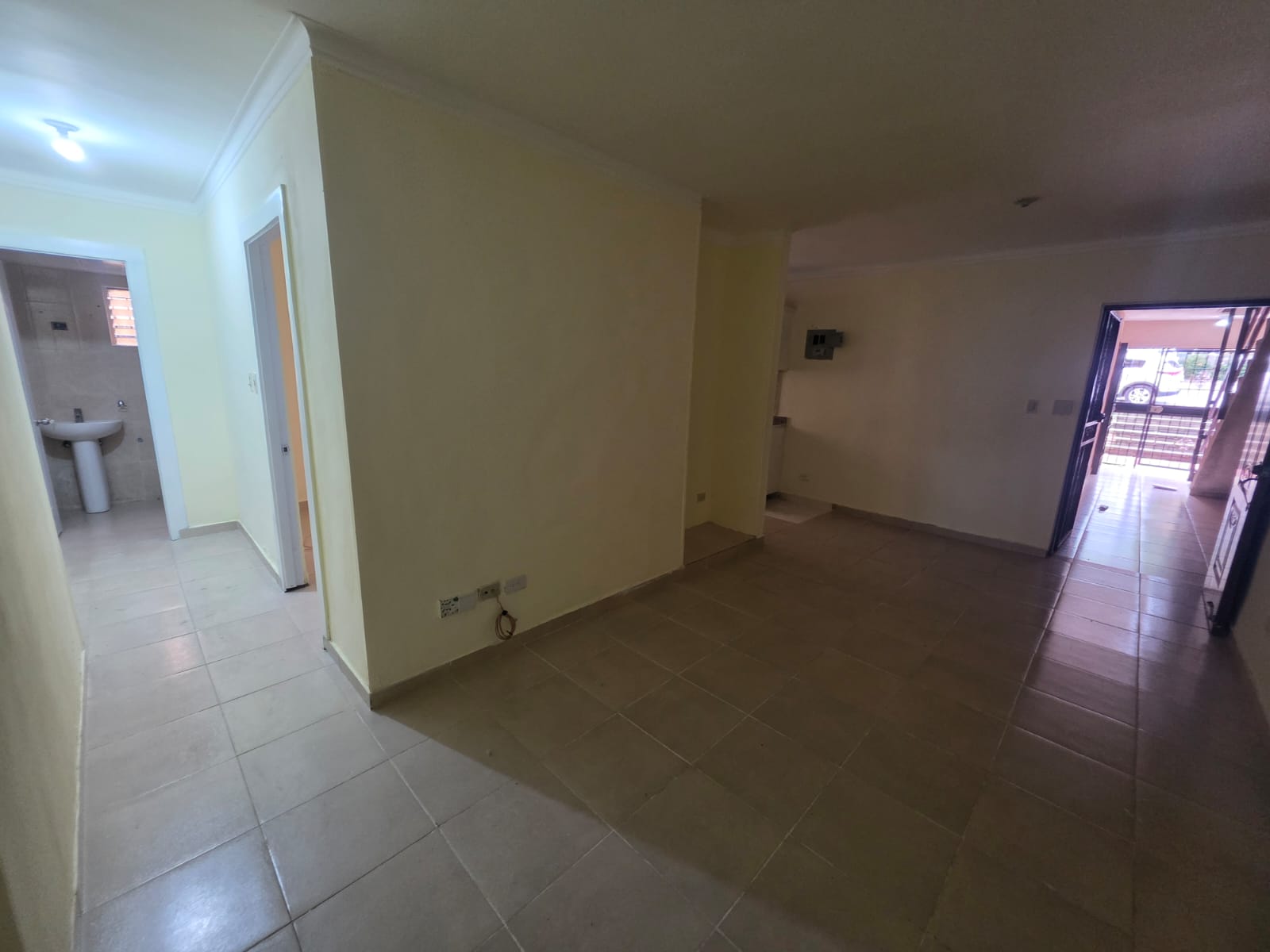 Vendo apto 1ra nivel en la Jacobo Majluta próximo al Bravo  Foto 7296895-7.jpg