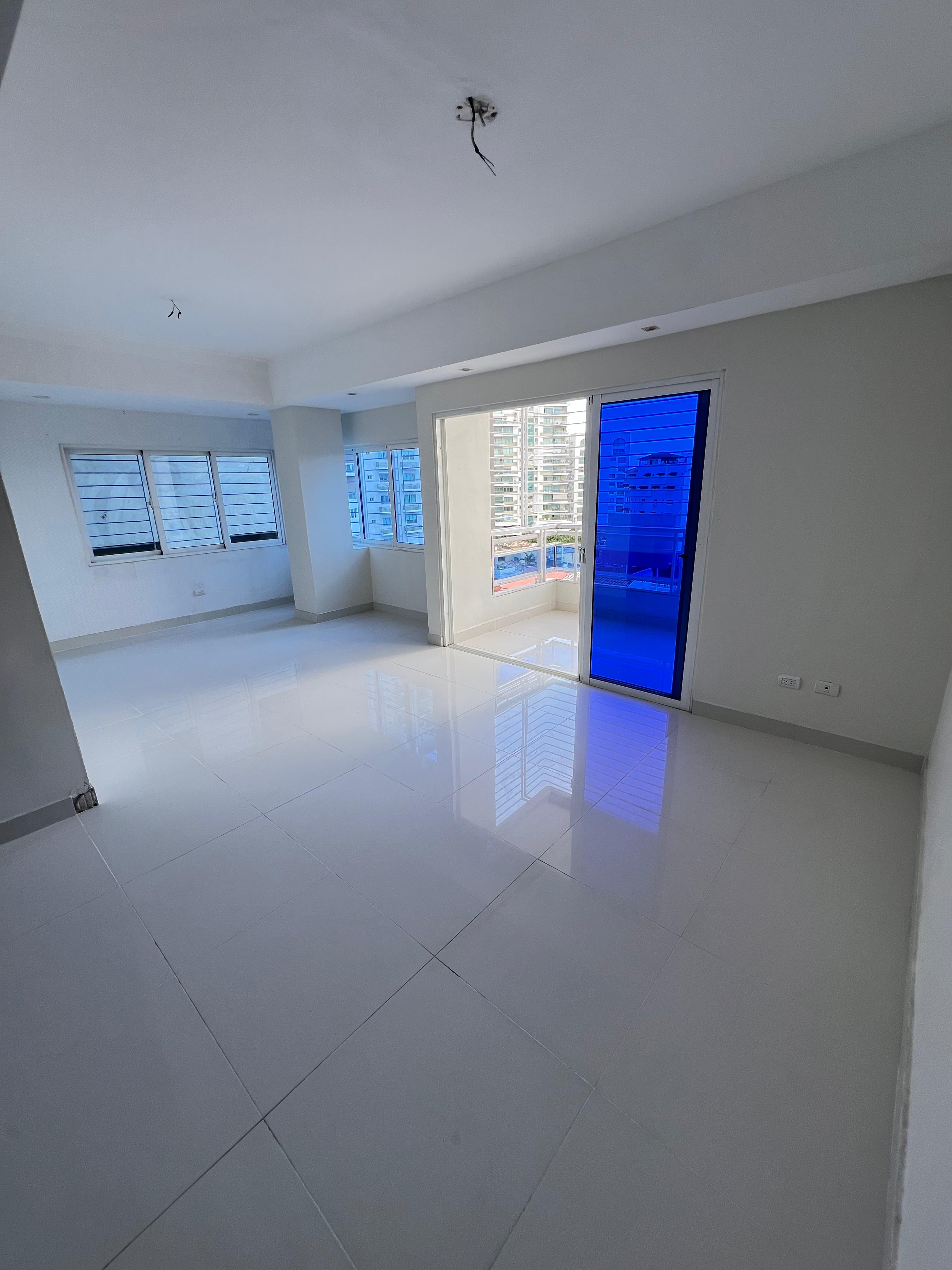 Penthouse en Venta de 3 Niveles en Urbanización Real Foto 7297549-13.jpg