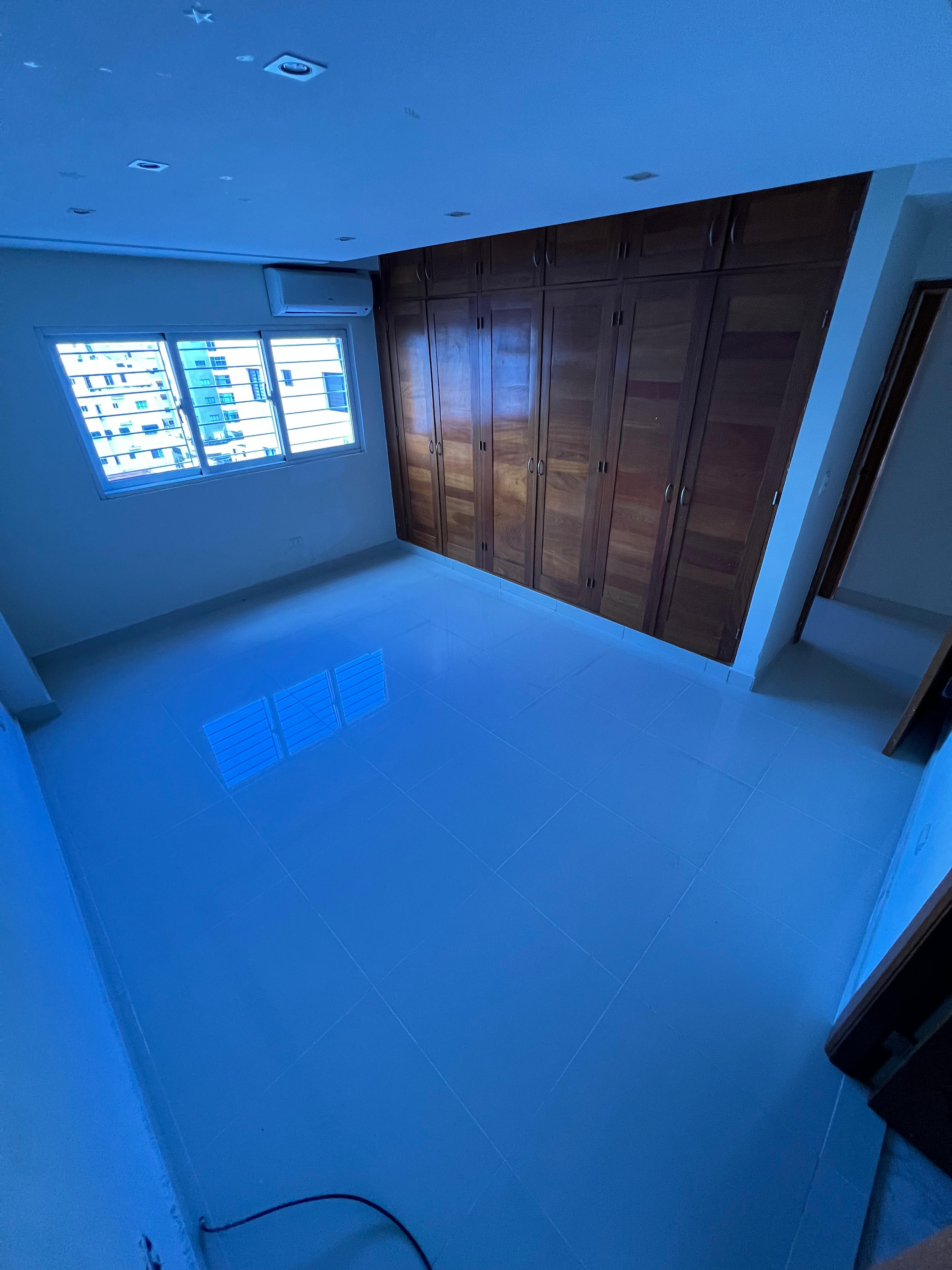 Penthouse en Venta de 3 Niveles en Urbanización Real Foto 7297549-14.jpg