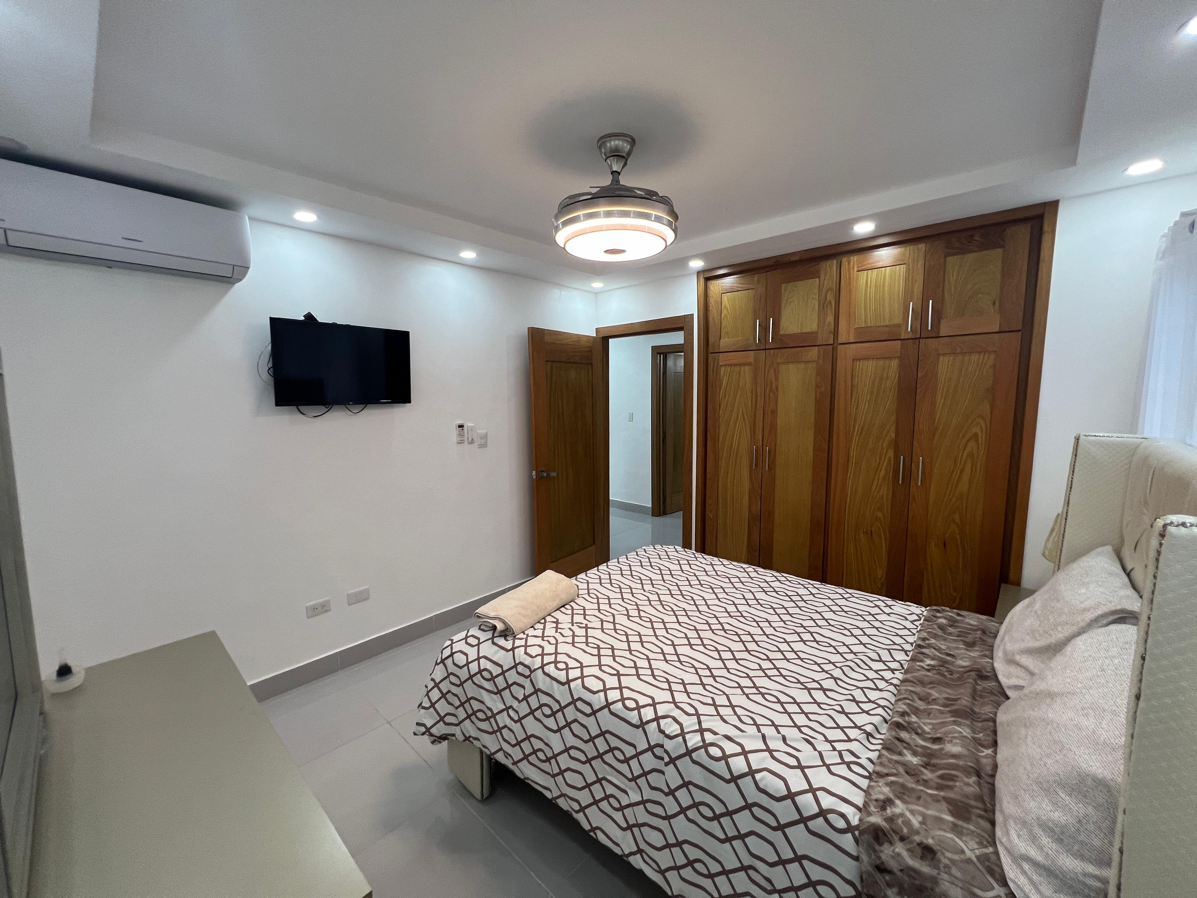 ???? EN VENTA – PRIMER NIVEL AMUEBLADO EN GURABO Foto 7297551-12.jpg