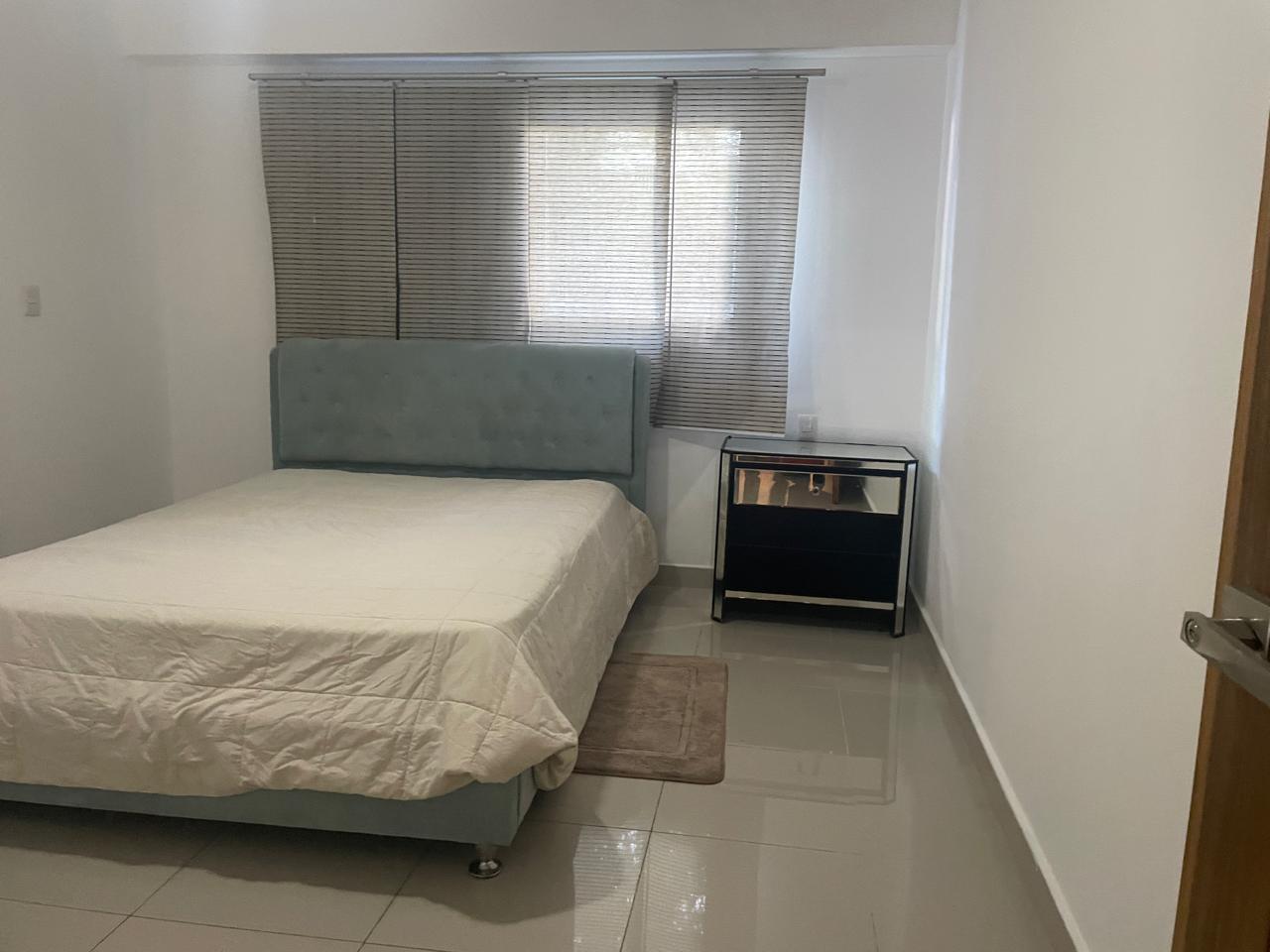 Apartamento amueblado 2 hab en Gazcue Foto 7297841-4.jpg