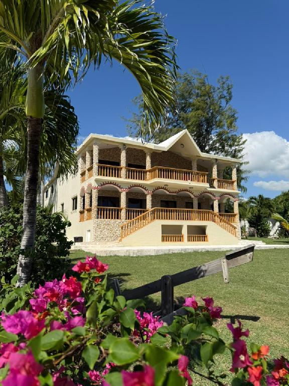 ESPECTACULAR VILLA FRENTE AL MAR Foto 7297953-2.jpg