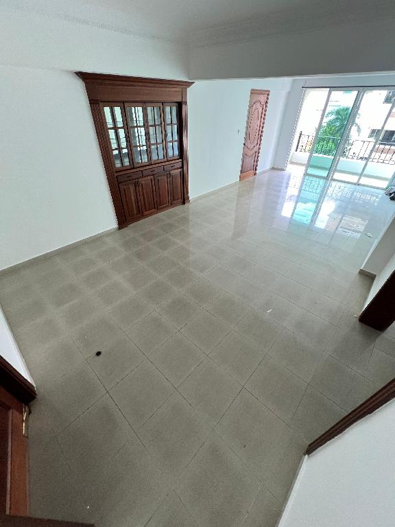 Apartamento en alquiler en Evaristo Morales 2 hab Foto 7298004-1.jpg