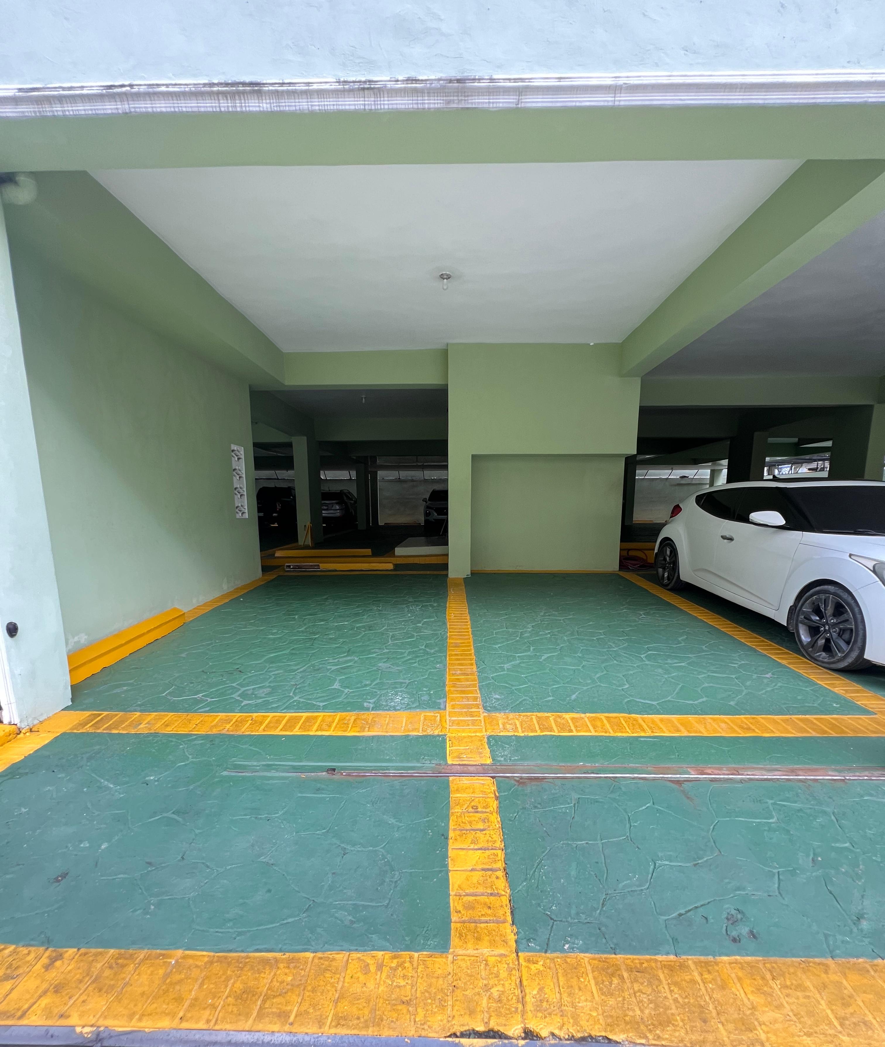 Apartamento en alquiler en Evaristo Morales 2 hab Foto 7298004-9.jpg