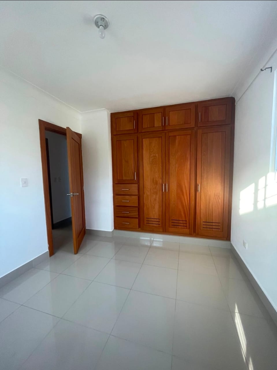 ???? APARTAMENTO EN VENTA – LOS LLANOS DE GURABO SANTIAGO Foto 7299220-13.jpg
