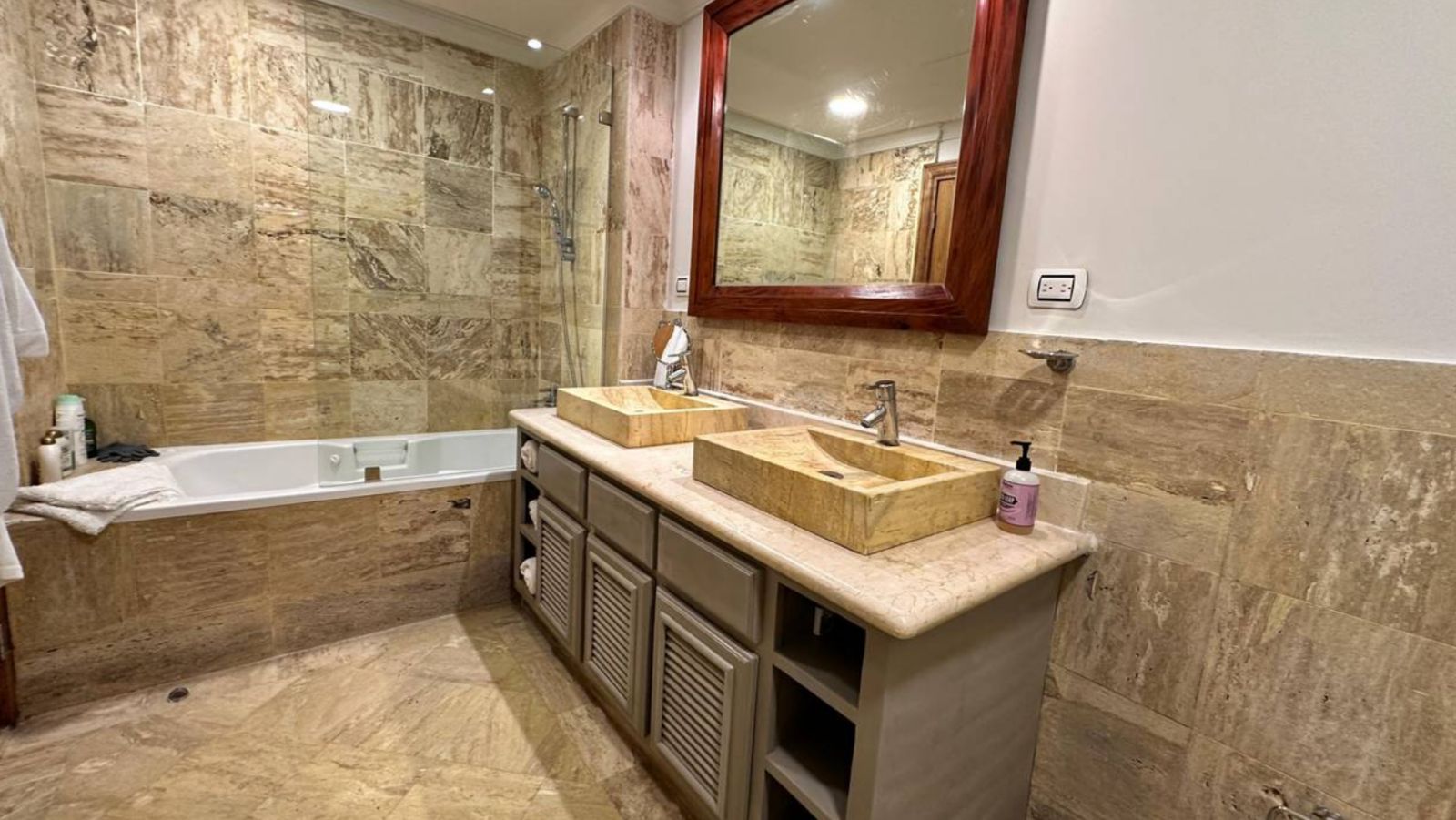 Apartamento en Renta a Largo Plazo – Cap Cana Vista a la Marina Foto 7299537-9.jpg