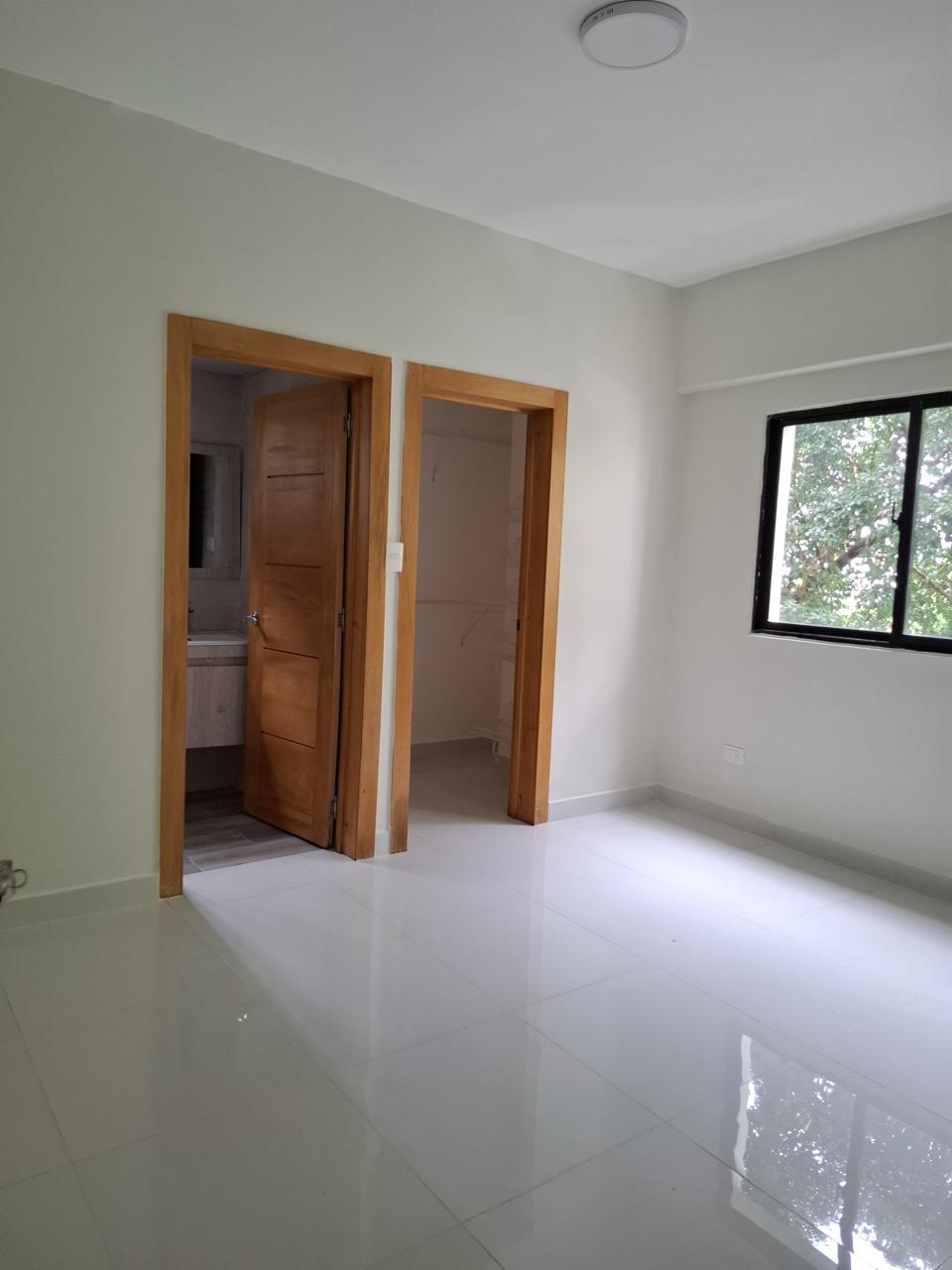 Rento apartamento nuevo a estrenar en el Vergel 4to piso con ascensor. Foto 7299546-1.jpg