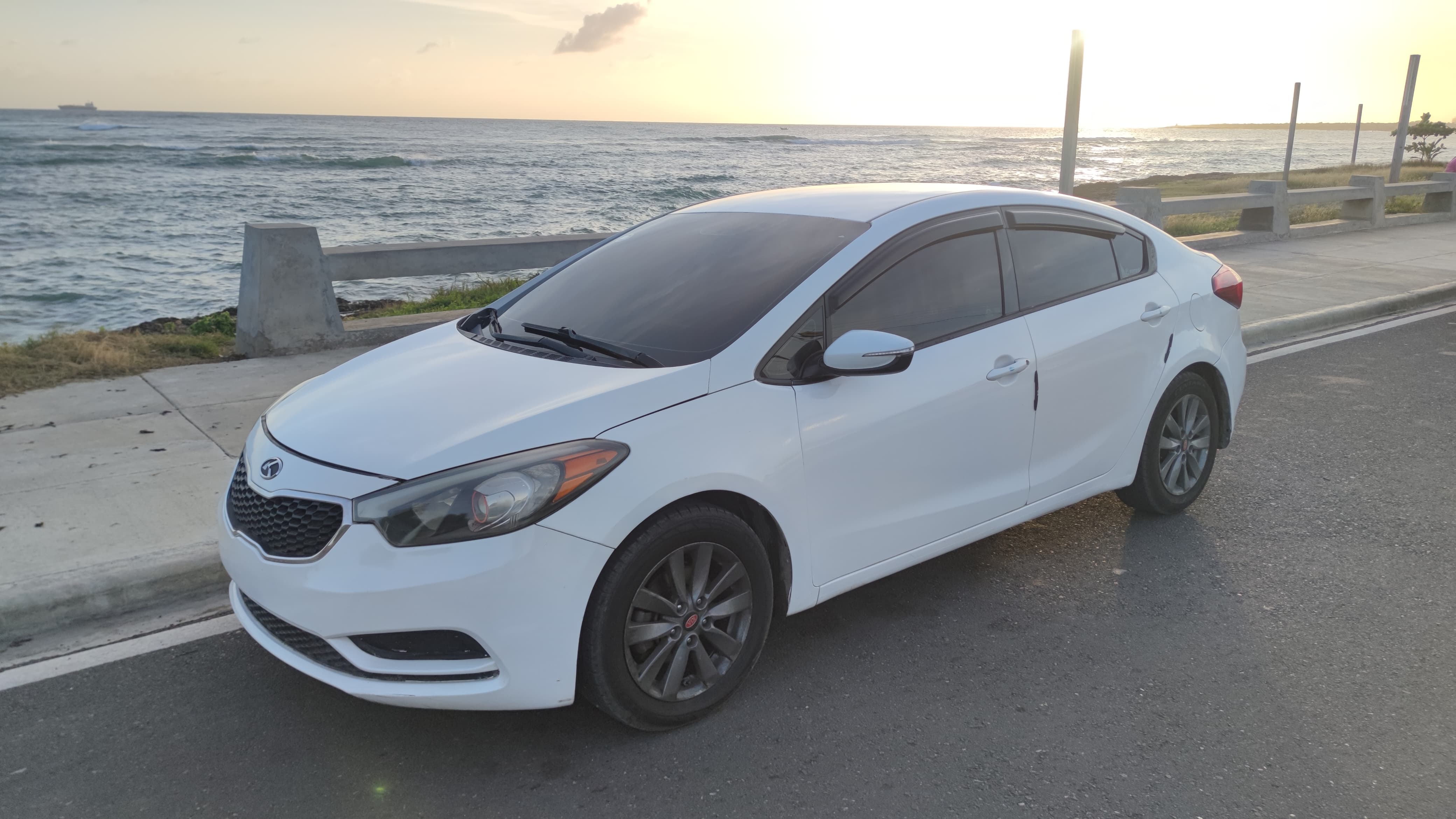 Kia Forte 2014 Gasolina Foto 7300088-1.jpg