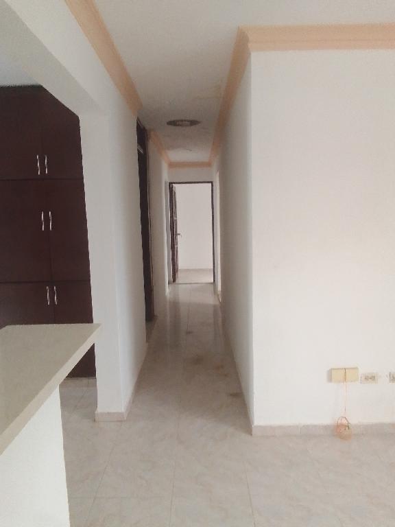  Casa de 2 niveles en Oportunidad en Hainamosa Santo Domingo Este! Se  Foto 7300454-8.jpg