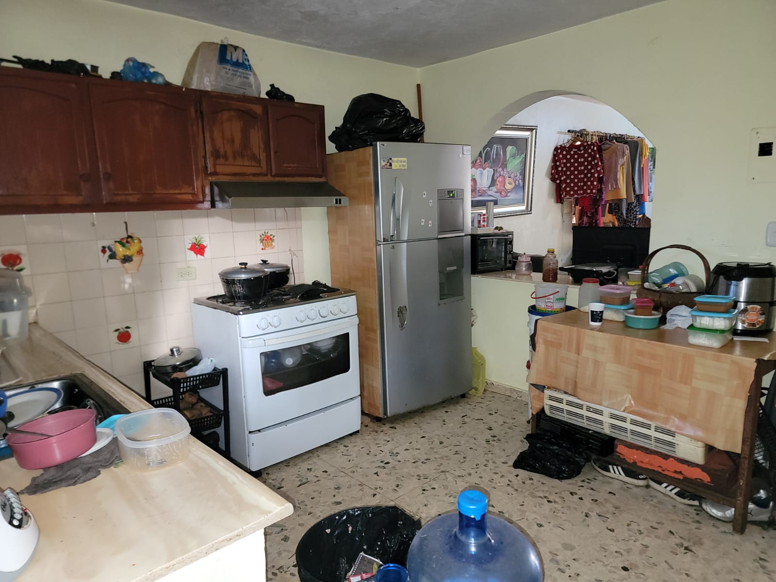 VENDO CASA EN ISSFAPOL STO. DGO. ESTE. PROXIMO A LA CHARLES DE GAULLE Foto 7302311-7.jpg
