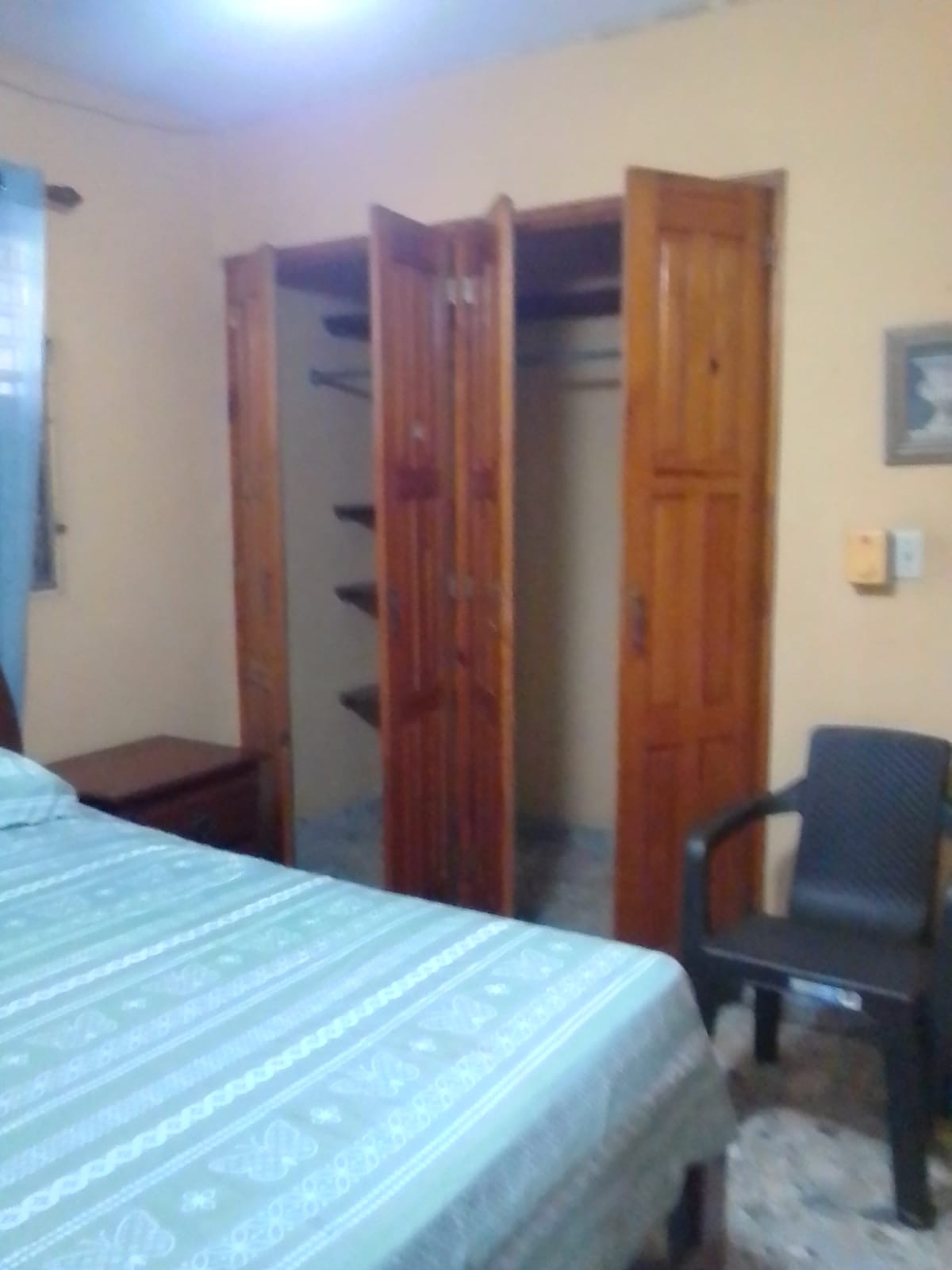 Alquilo habitacion amueblada  Foto 7302470-4.jpg