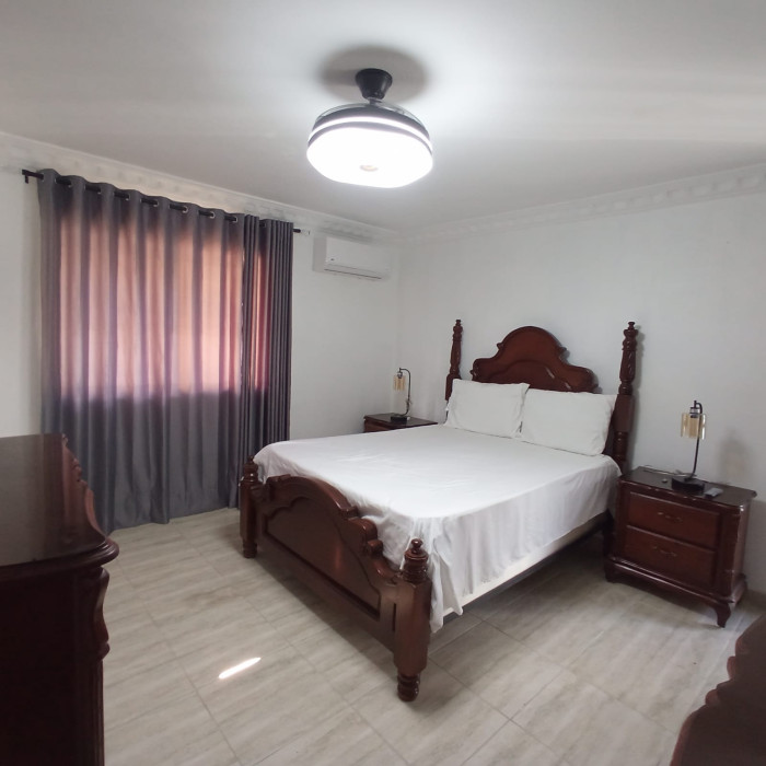 Casa Sola en Renta en Alma Rosa II Santo Domingo Este Foto 7302472-6.jpg