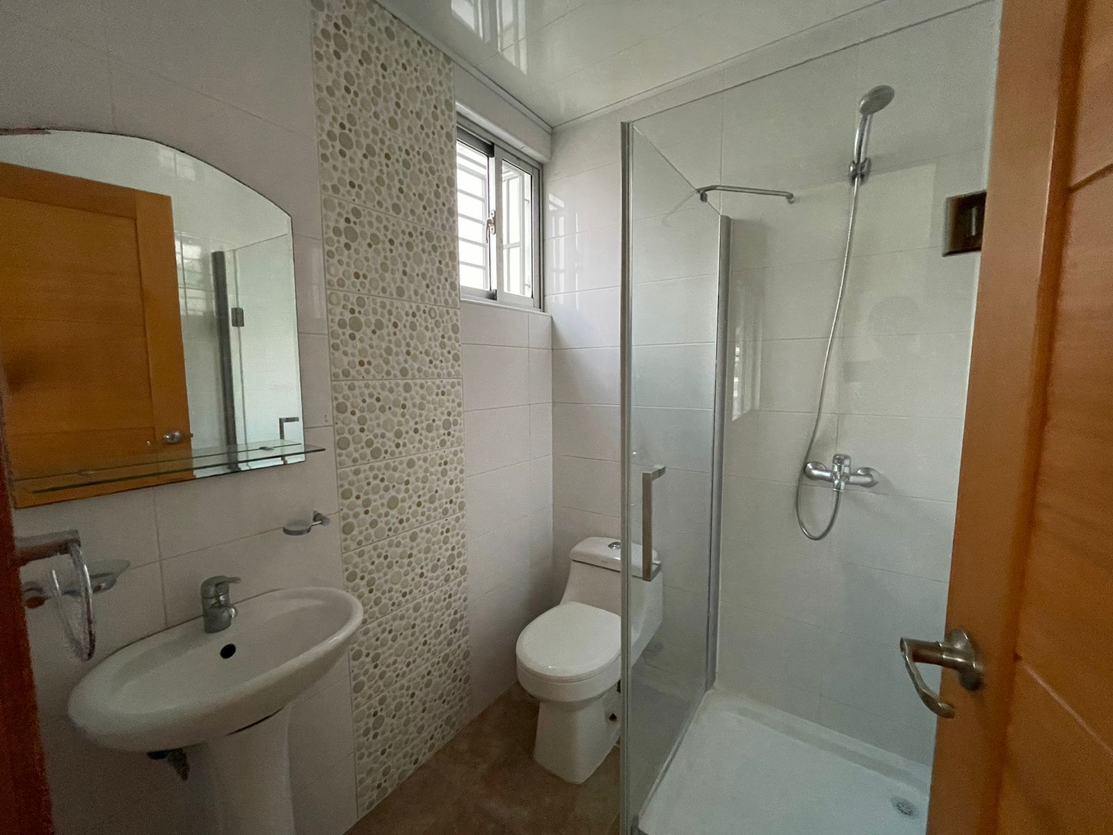Apartamento en Mirador Sur amplio y moderno en zona exclusiva Foto 7302502-6.jpg