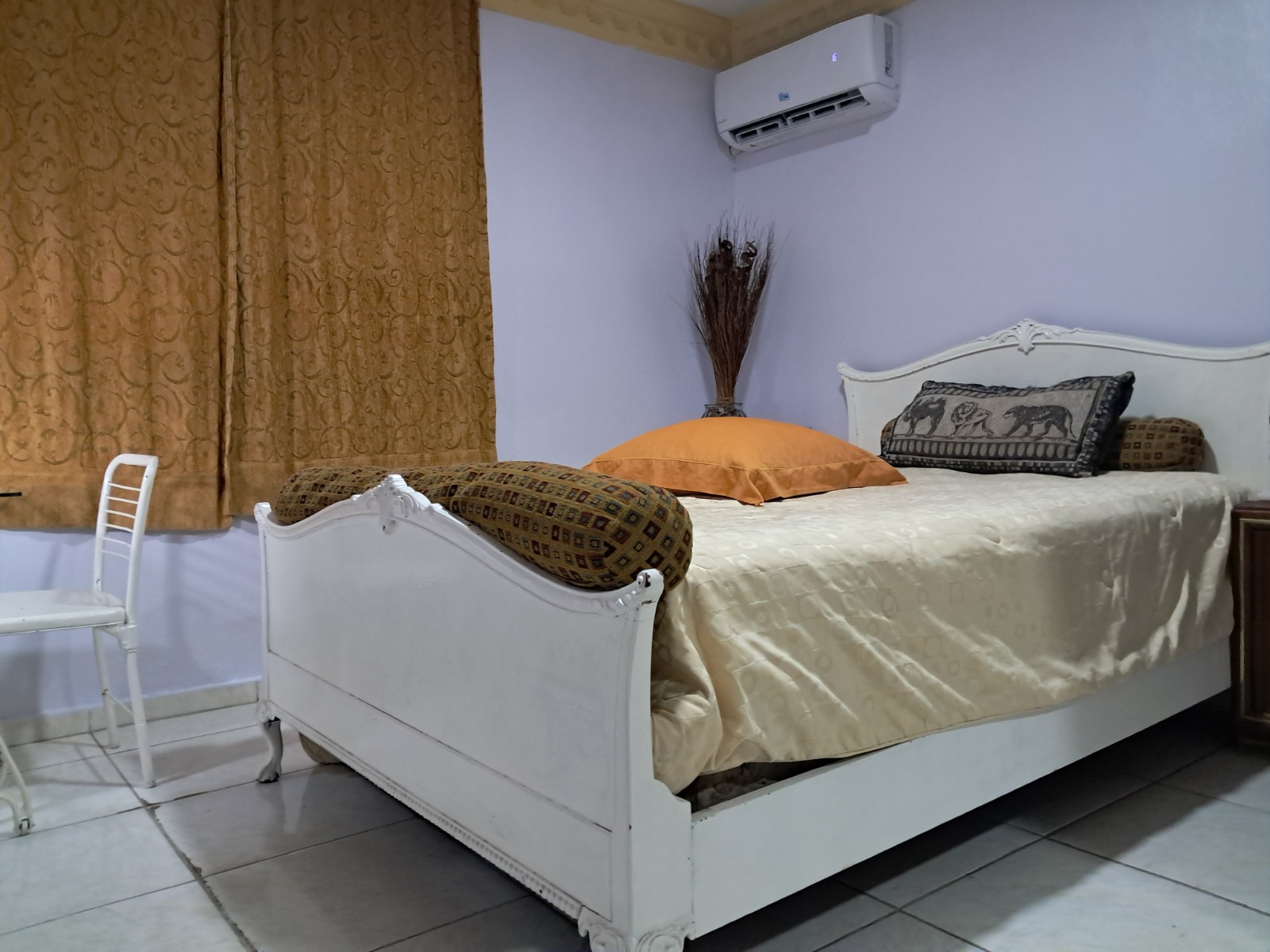 Alquilo habitación amueblada Av Abraham Lincol  Foto 7302590-3.jpg