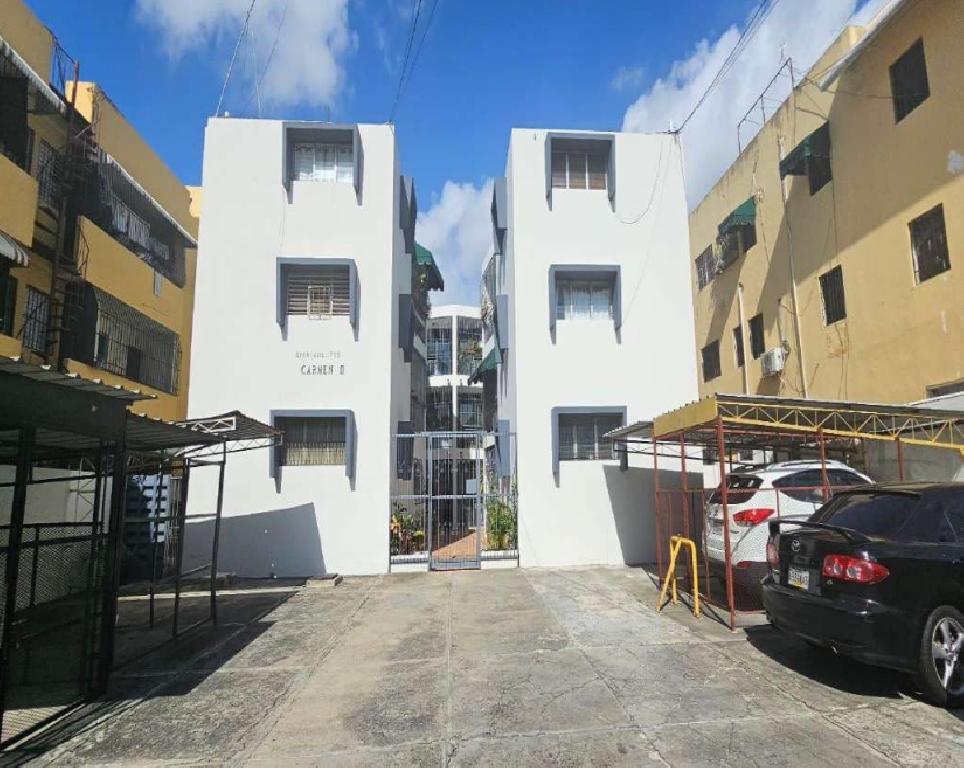 Propietario vende apartamento estudio 1er piso a 2 esquinas de la Av.  Foto 7302706-1.jpg
