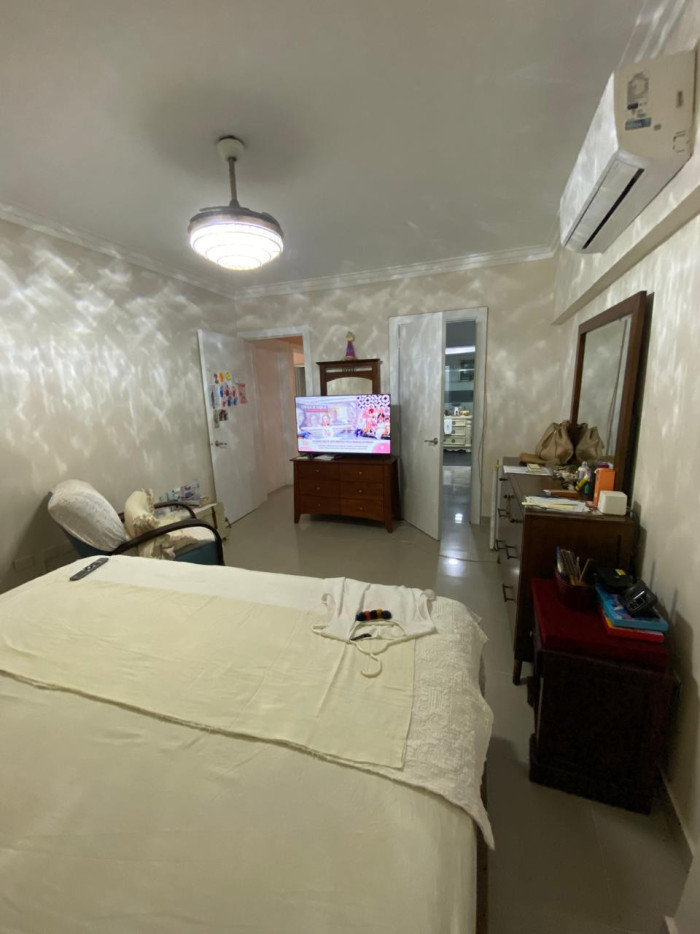En Venta Apartamento en Evaristo Morales Santo Domingo Foto 7302922-7.jpg
