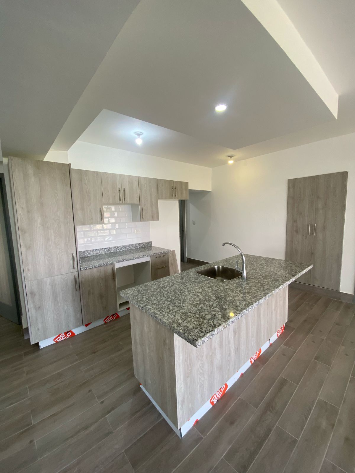 Vendo hermoso apartamento en JUAN DOLIO  Foto 7302947-11.jpg