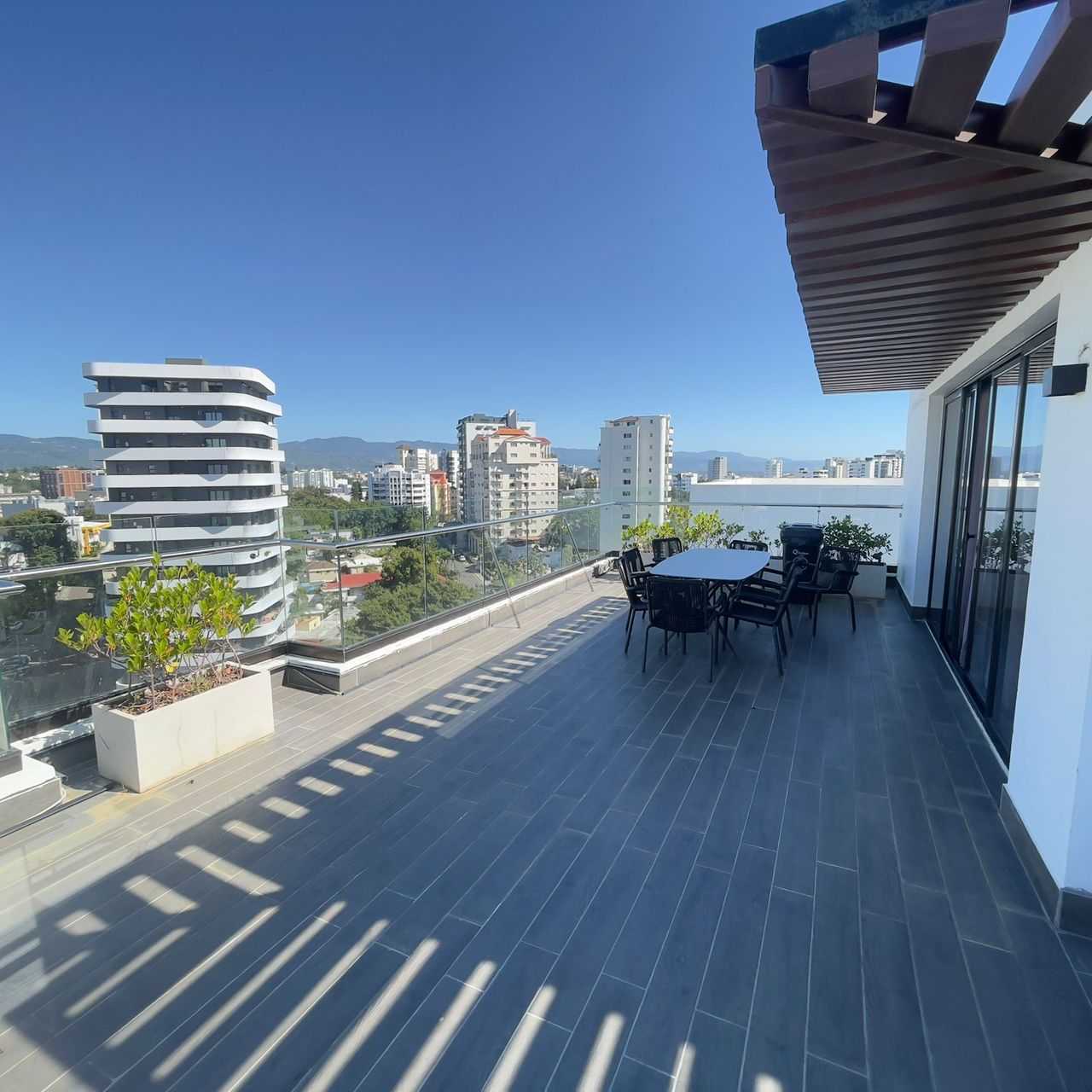 ???? APARTAMENTO AMUEBLADO DE LUJO EN RENTA  TORRE LA TRINITARIA Foto 7303005-2.jpg