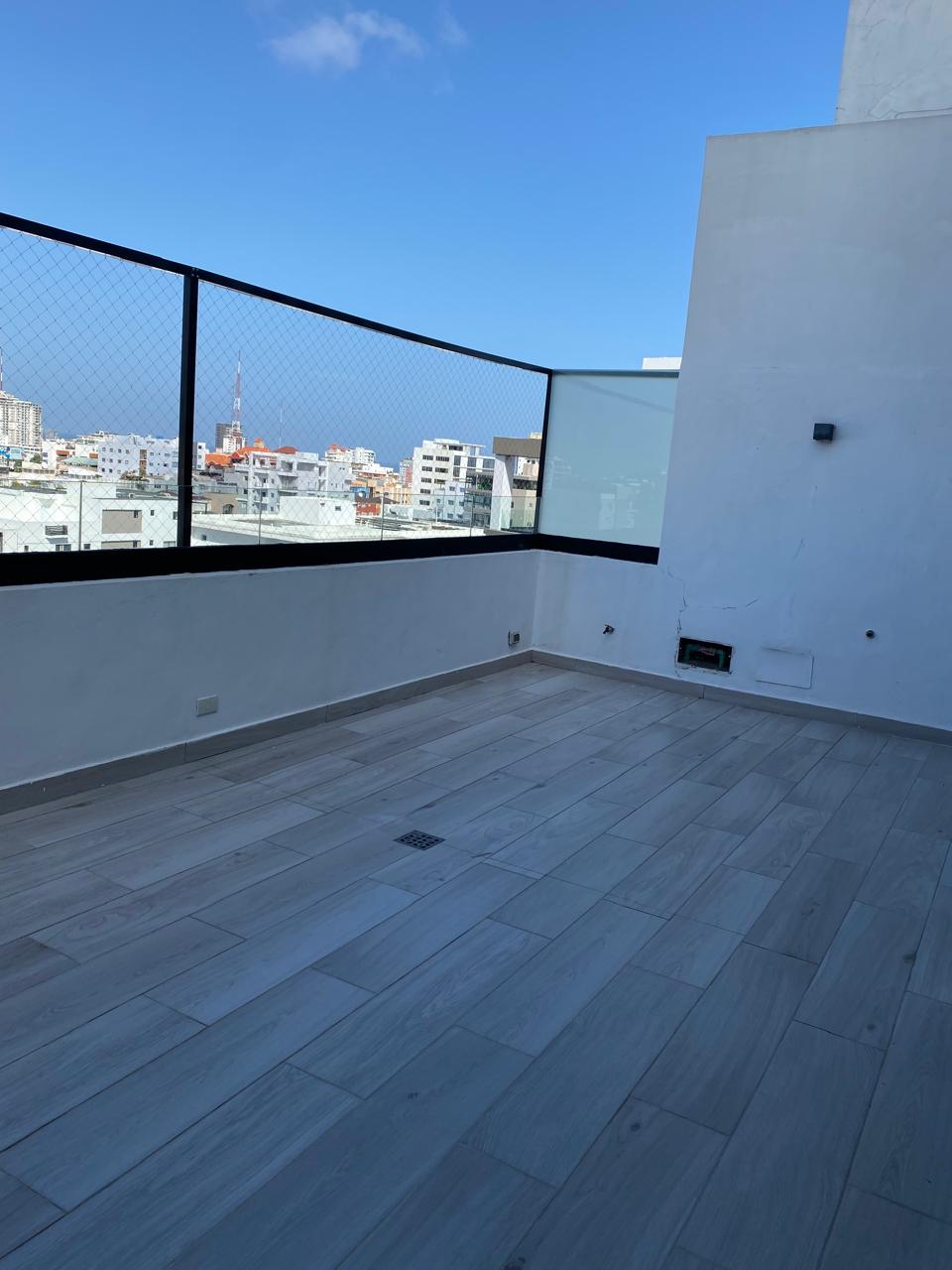 De Oportunidad! Venta de Penthouse en Evaristo Morales Santo Domingo Foto 7303020-14.jpg