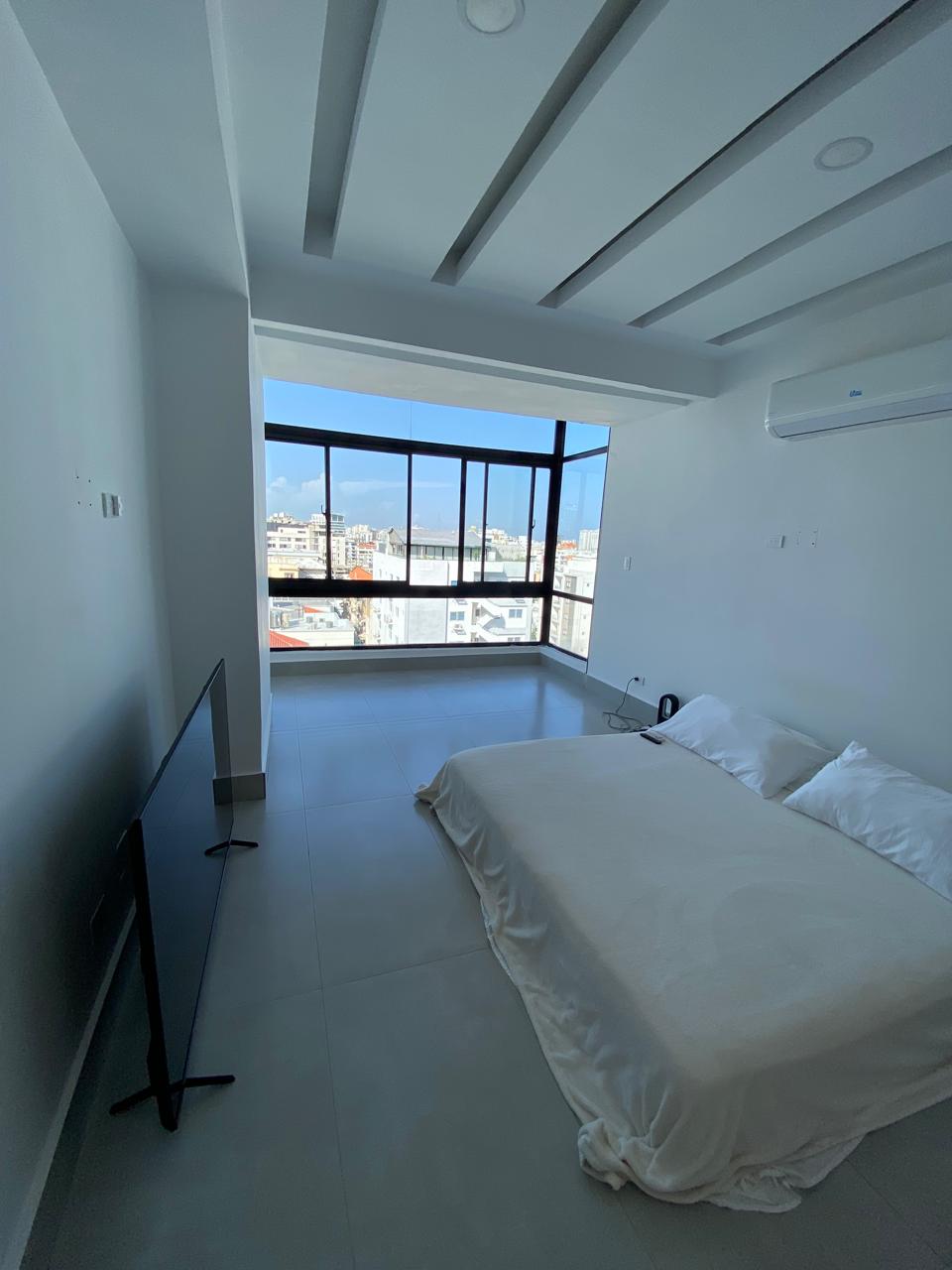 De Oportunidad! Venta de Penthouse en Evaristo Morales Santo Domingo Foto 7303020-4.jpg