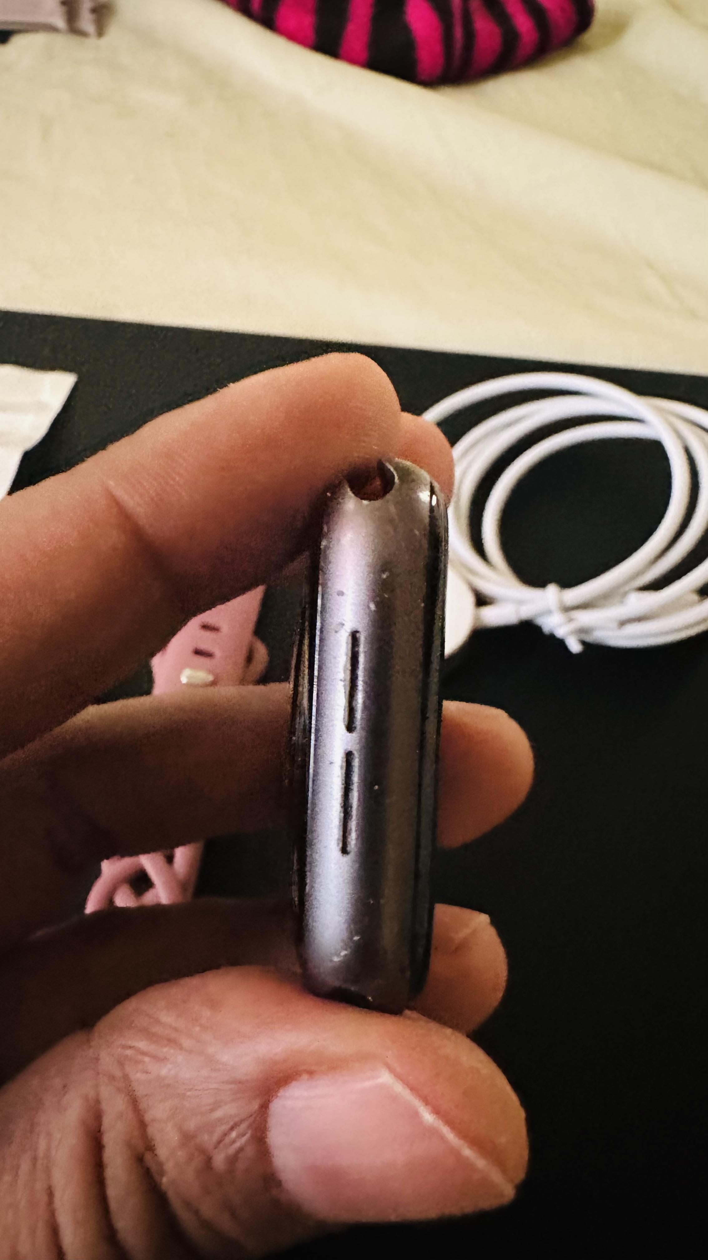 APPLE WATCH SERIE 5 44MM PUNTO ROJO Foto 7303269-3.jpg