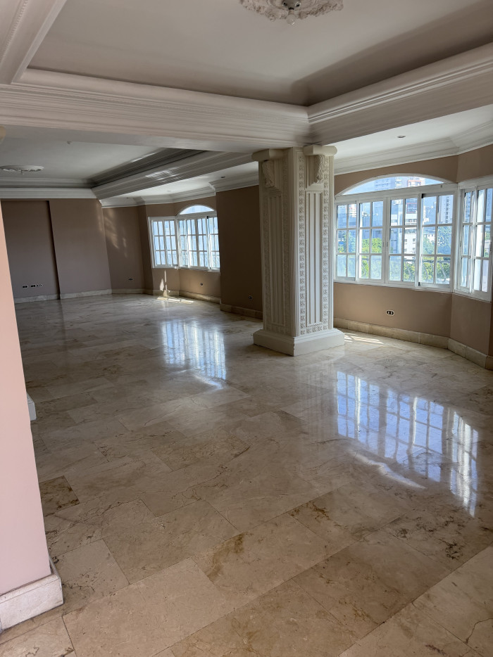 Apartamento amplio en alquiler – Bella Vista  Torre con ascensor Foto 7303431-6.jpg