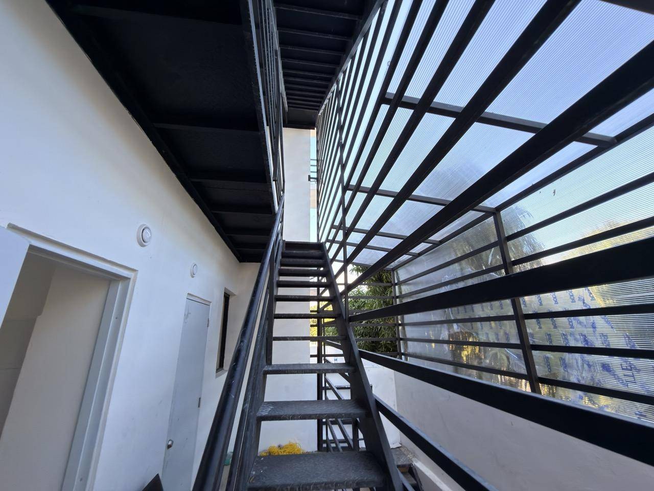 Apartamentos de 3 a 4 habitaciones en Reparto Los Tres Ojos Foto 7303505-2.jpg