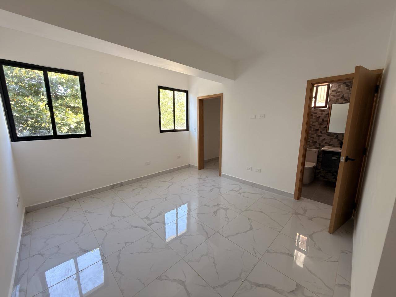 Apartamentos de 3 a 4 habitaciones en Reparto Los Tres Ojos Foto 7303505-6.jpg