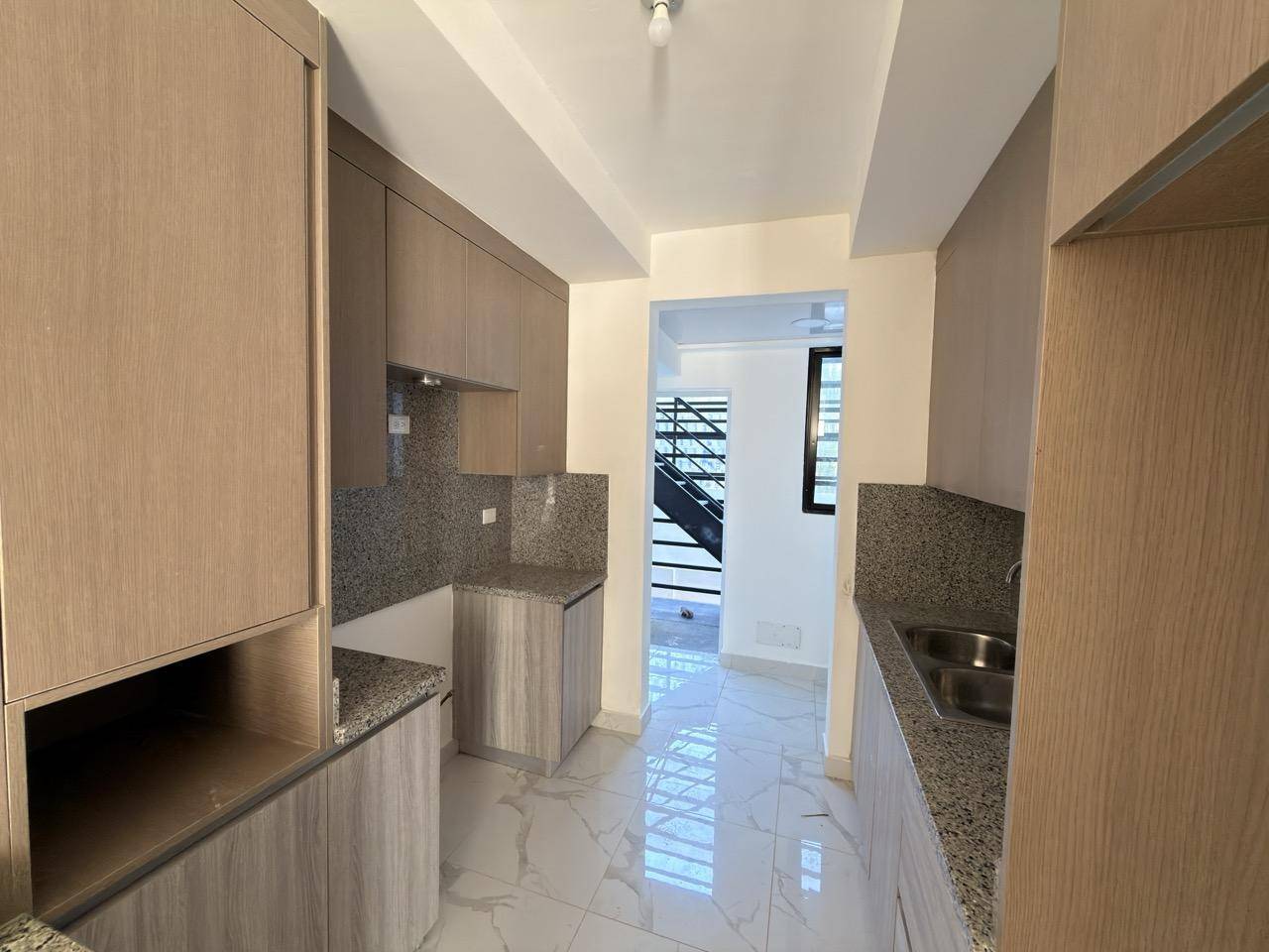 Apartamentos de 3 a 4 habitaciones en Reparto Los Tres Ojos Foto 7303505-7.jpg