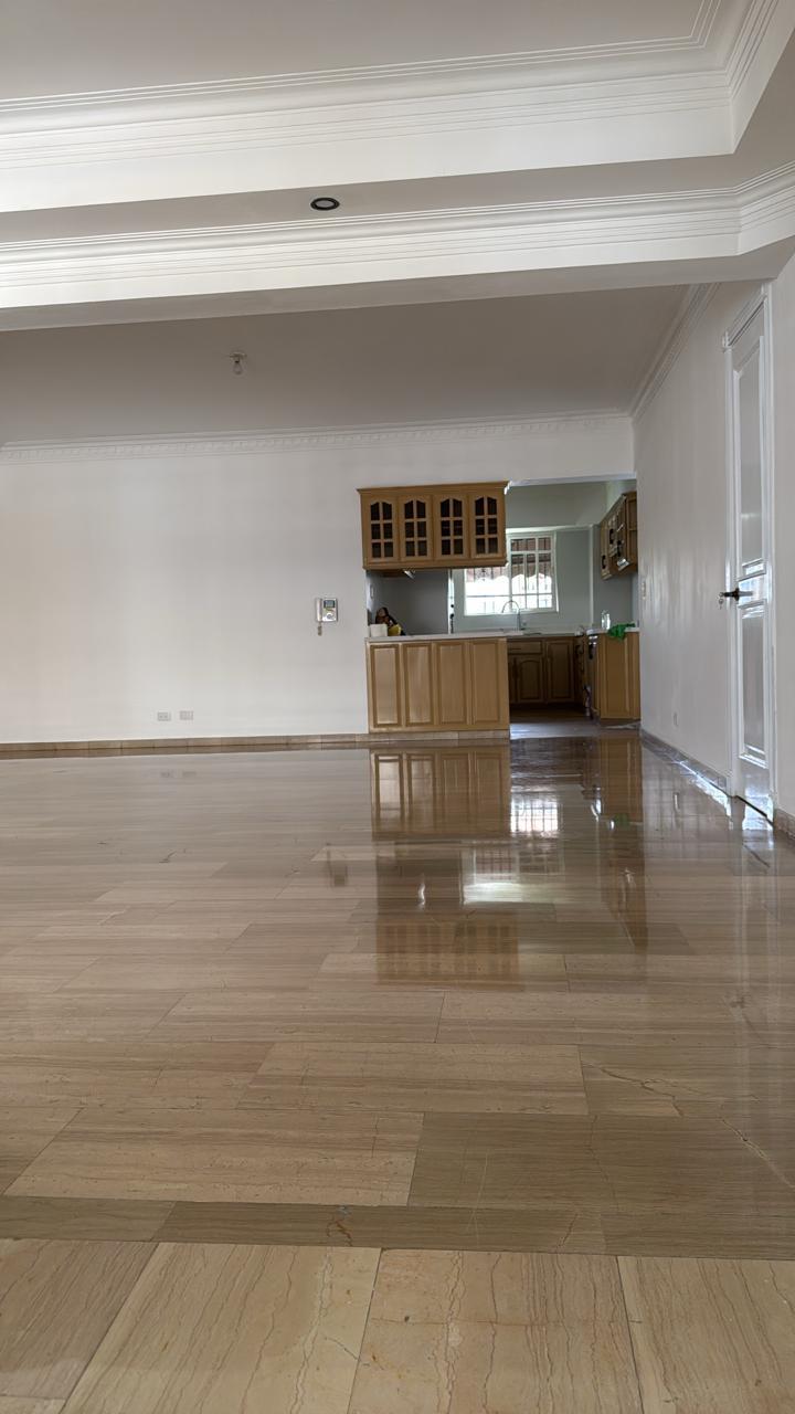 AMPLIO APARTAMENTO EN ALQUILER EN BELLA VISTA SUR Foto 7303577-5.jpg