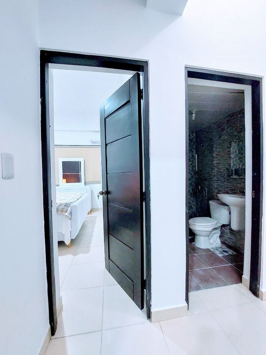 ALQUILO APARTAMENTO AMUEBLADO EN EL QUISQUEYA Foto 7303579-5.jpg