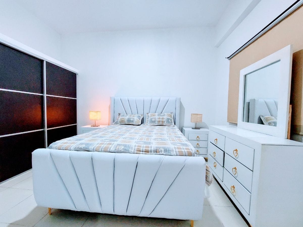 ALQUILO APARTAMENTO AMUEBLADO EN EL QUISQUEYA Foto 7303579-6.jpg