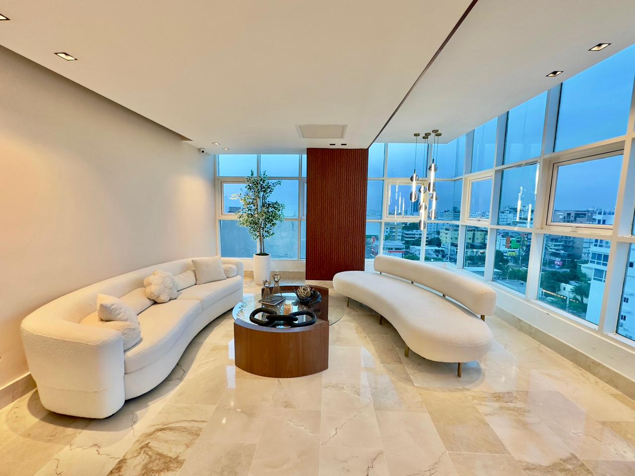 VENDO AMPLIO Y HERMOSO PENT-HOUSE MIRADOR SUR / CACICAZGOS Foto 7303580-15.jpg