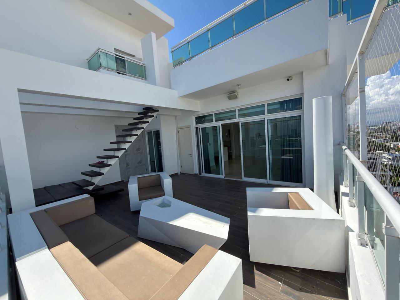 VENDO AMPLIO Y HERMOSO PENT-HOUSE MIRADOR SUR / CACICAZGOS Foto 7303580-4.jpg