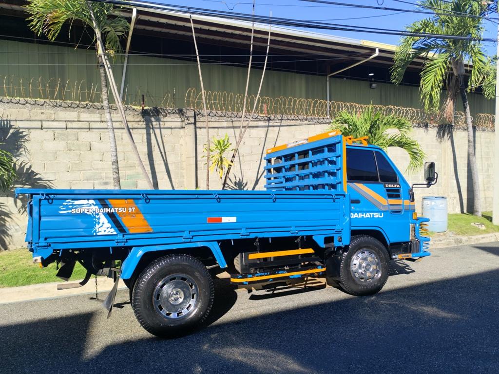 Vendo Daihatsu Delta 97 excelente estado Foto 7303776-1.jpg