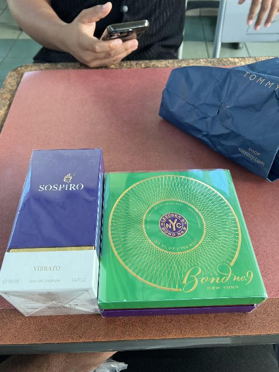DISPONIBLE BOND NO.9 Bleecker Street. Y Sospiro Vibrato precio ligeram Foto 7303993-1.jpg
