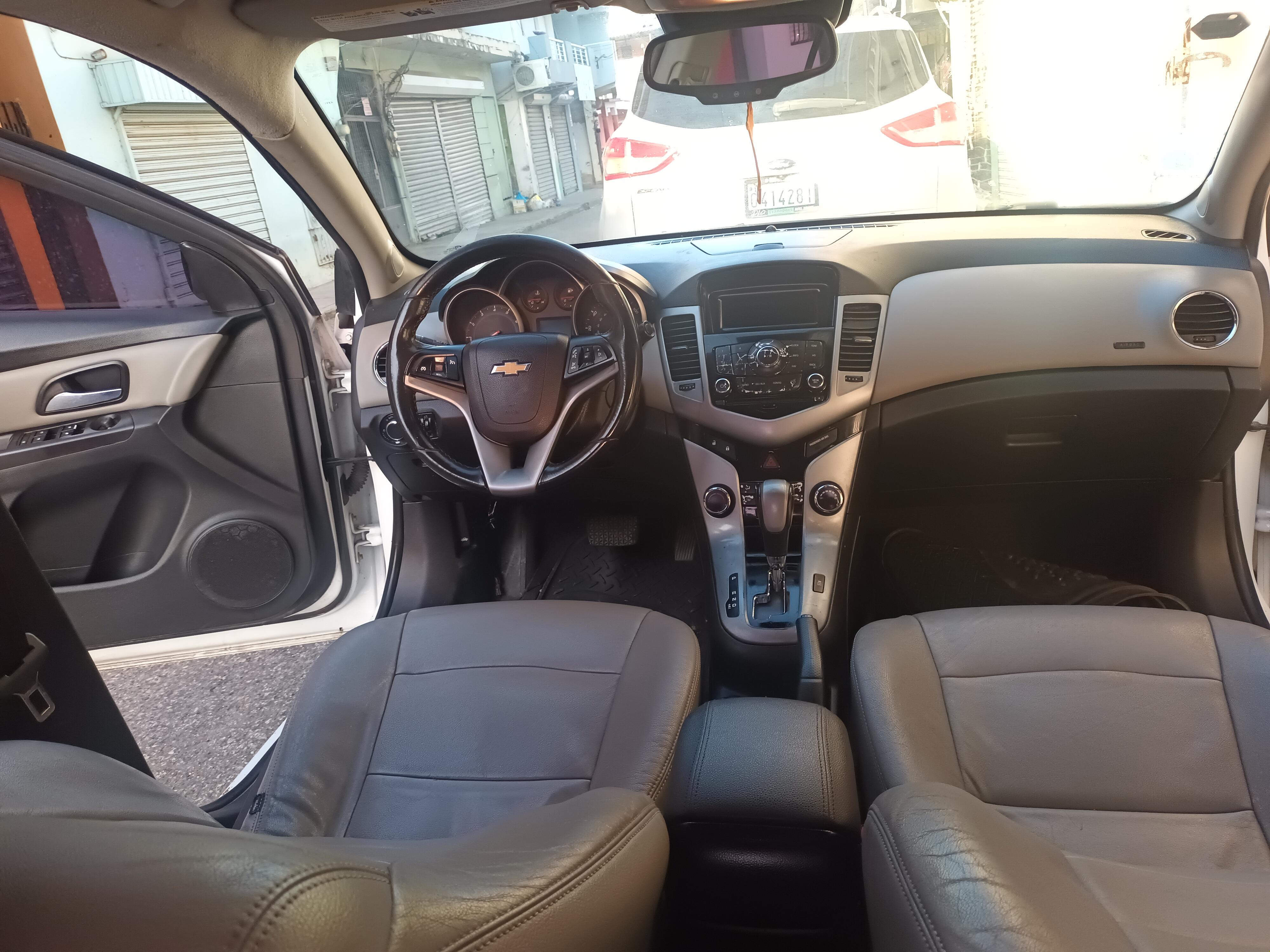 Se vende Chevrolet Cruze LT año 2014 en Puerto Plata Foto 7304013-7.jpg