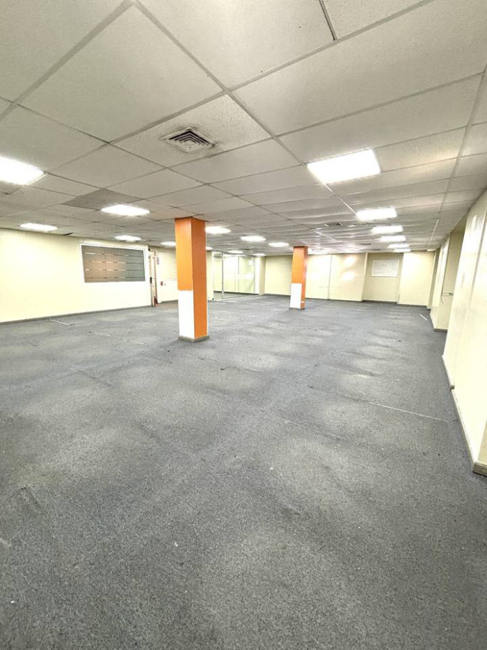 Commercial Office for Lease in Ensanche Naco – Lope de Vega Avenue Foto 7304089-3.jpg