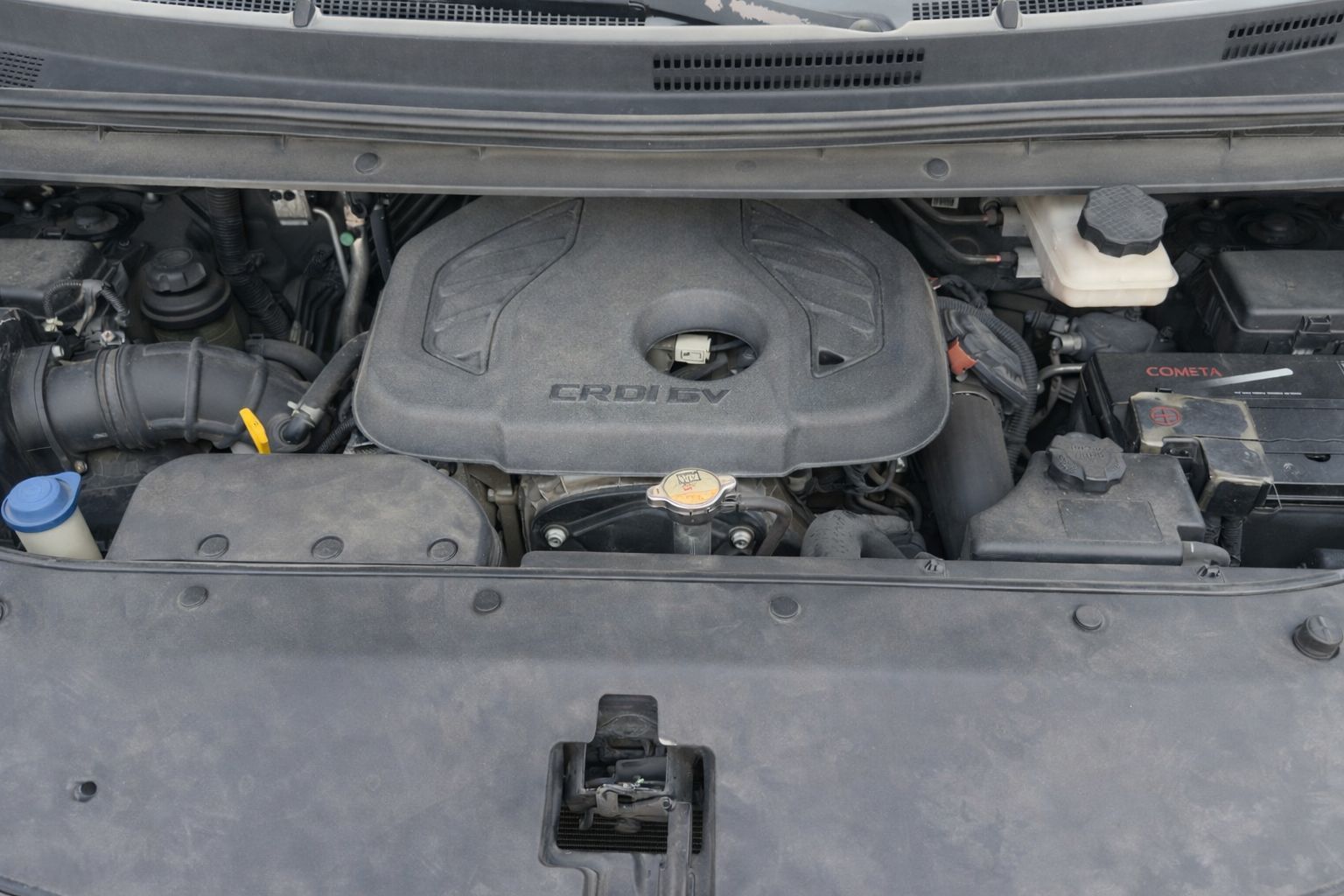 Starex 2019 12 pasajeros  Diesel VGT  A/C doble zona  Luces LED  15500 Foto 7304104-5.jpg