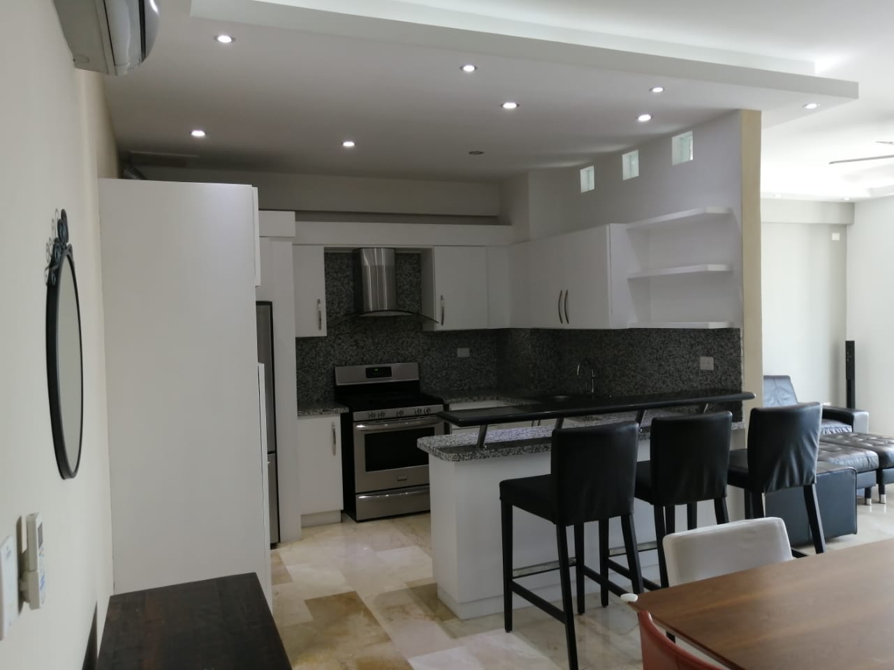 Alquilo Moderno Apartamento Amueblado en la Esperilla Foto 7304143-2.jpg