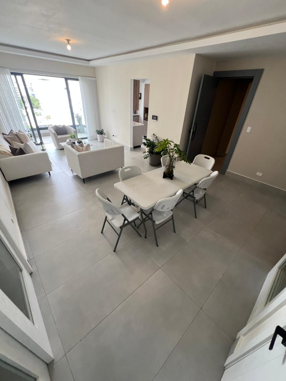 Apartamento en Venta en Evaristo Morales Santo Domingo Foto 7304311-3.jpg