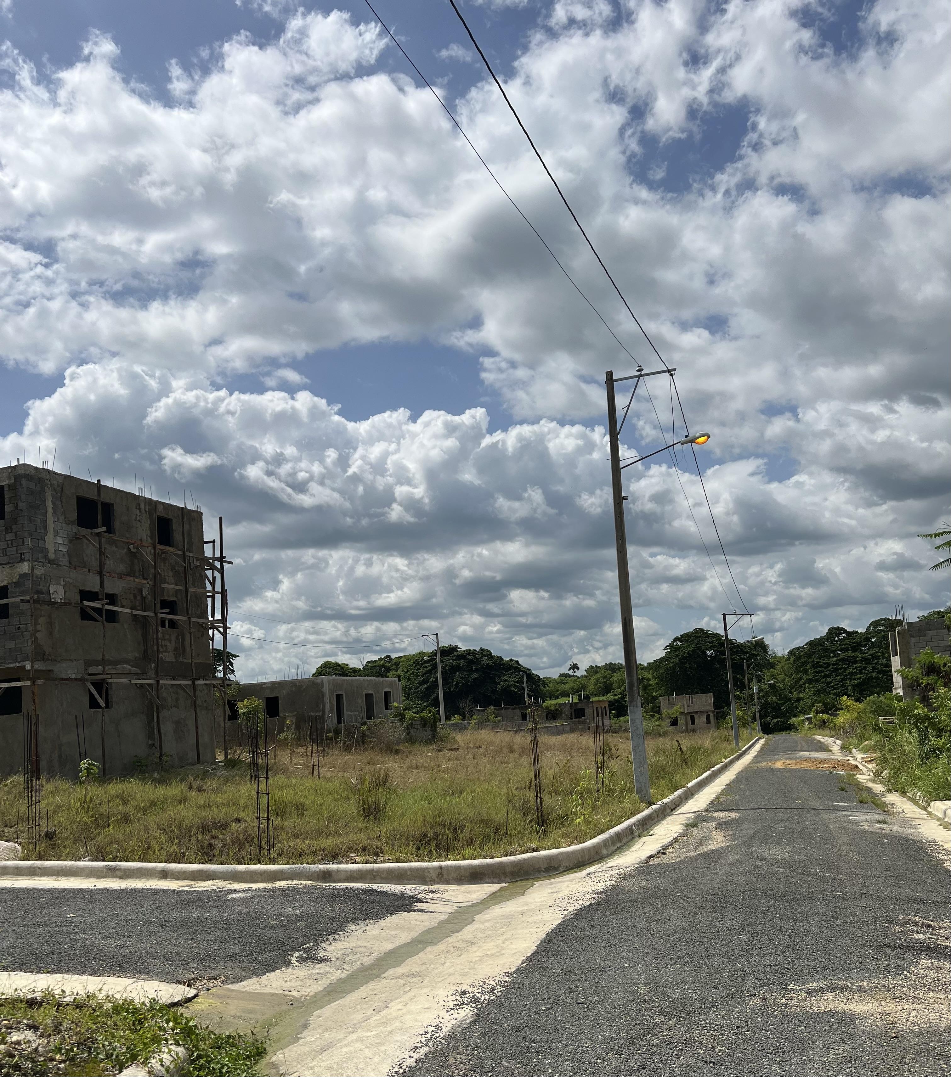 solar residencial de 135 metros paga el inicial y construye Foto 7304557-4.jpg