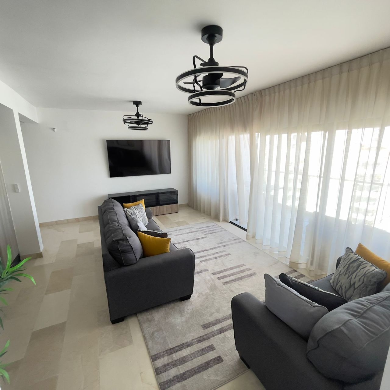 ???? APARTAMENTO AMUEBLADO DE LUJO EN RENTA  TORRE LA TRINITARIA Foto 7304786-2.jpg