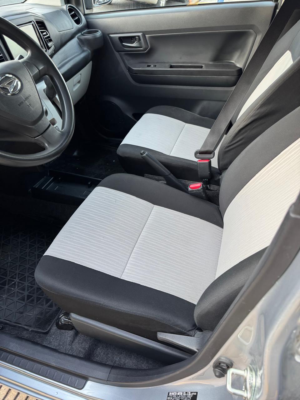 SE VENDE DAIHATSU MIRA 2021 – JAPONÉS Foto 7304827-9.jpg