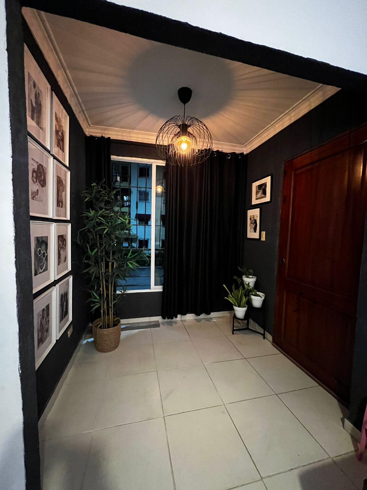 Apartamento Segundo Nivel Detrás de Colina Centro Cerca de la Ave. Jac Foto 7304853-5.jpg